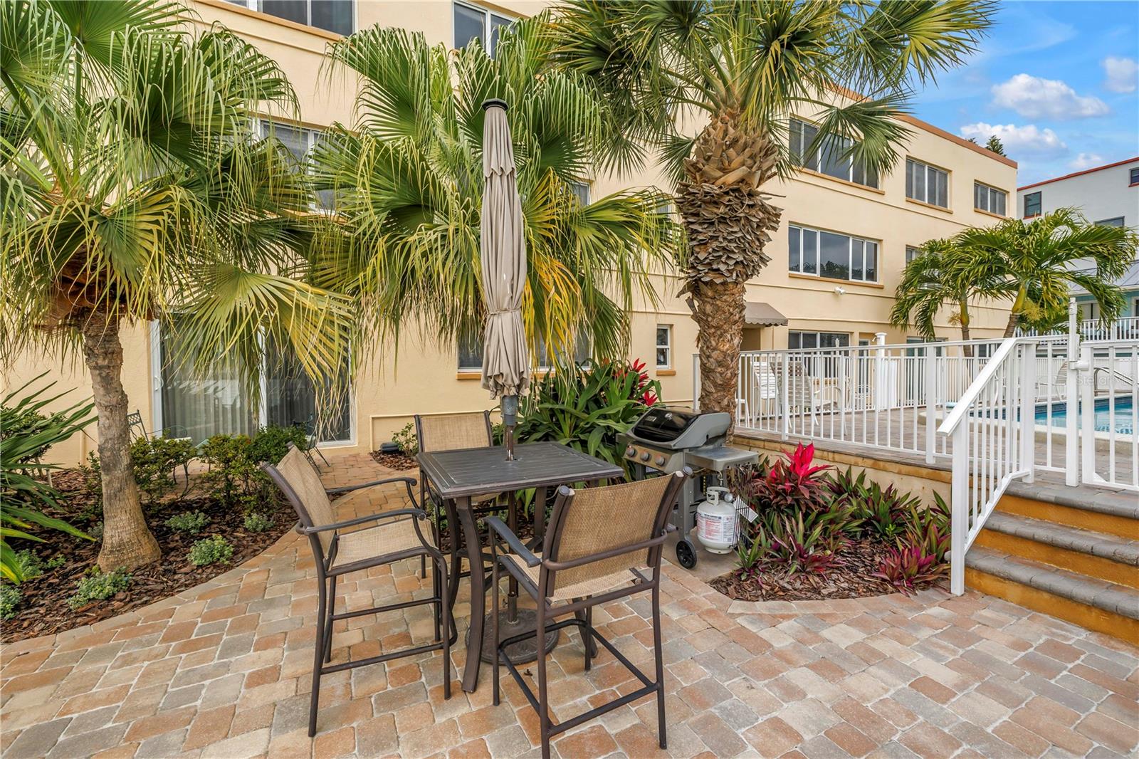 10265 GULF BLVD #B315, ST PETERSBURG, FL — photo 30