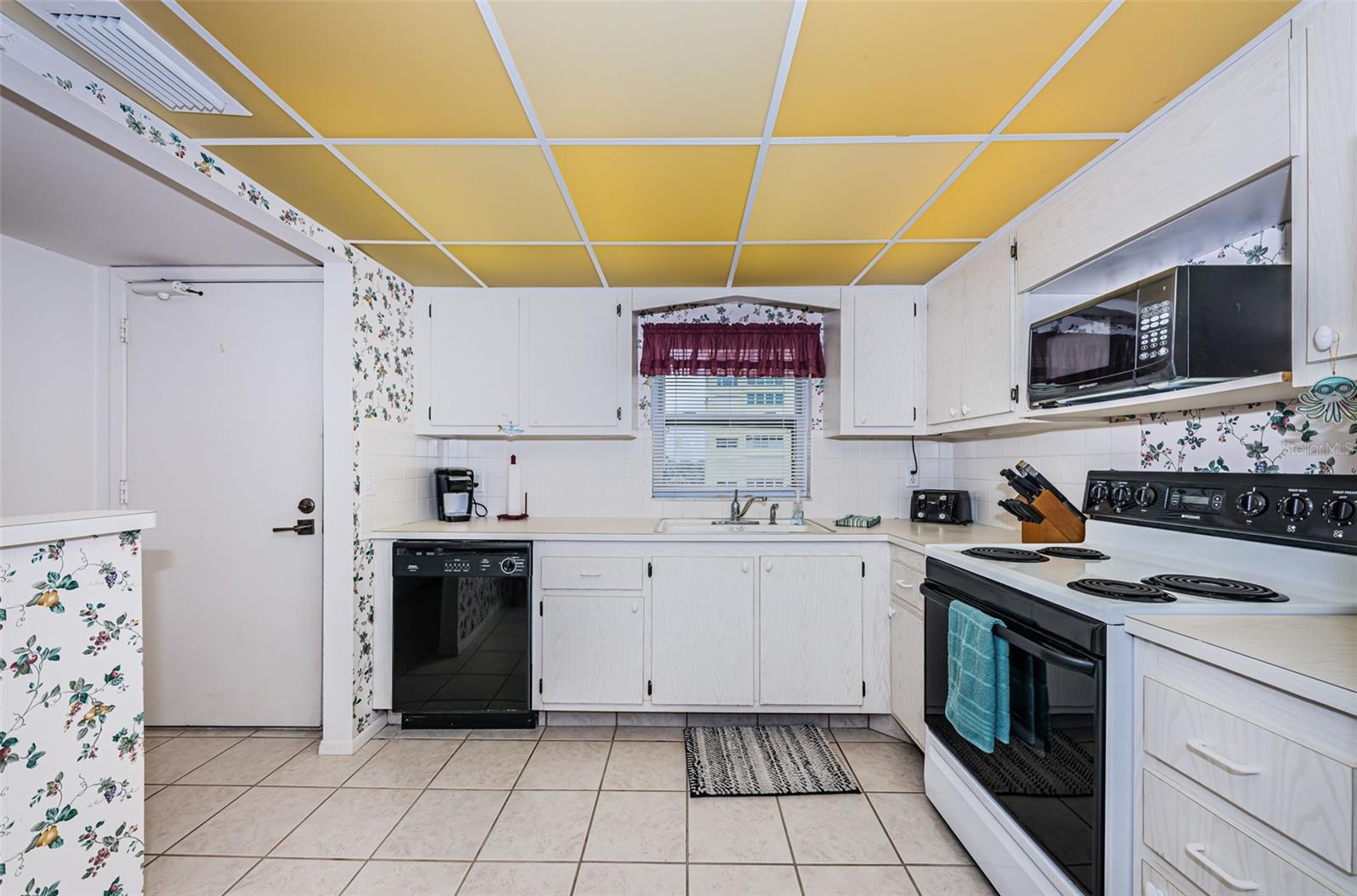 4525 COVE CIR #604, ST PETERSBURG, FL — photo 18