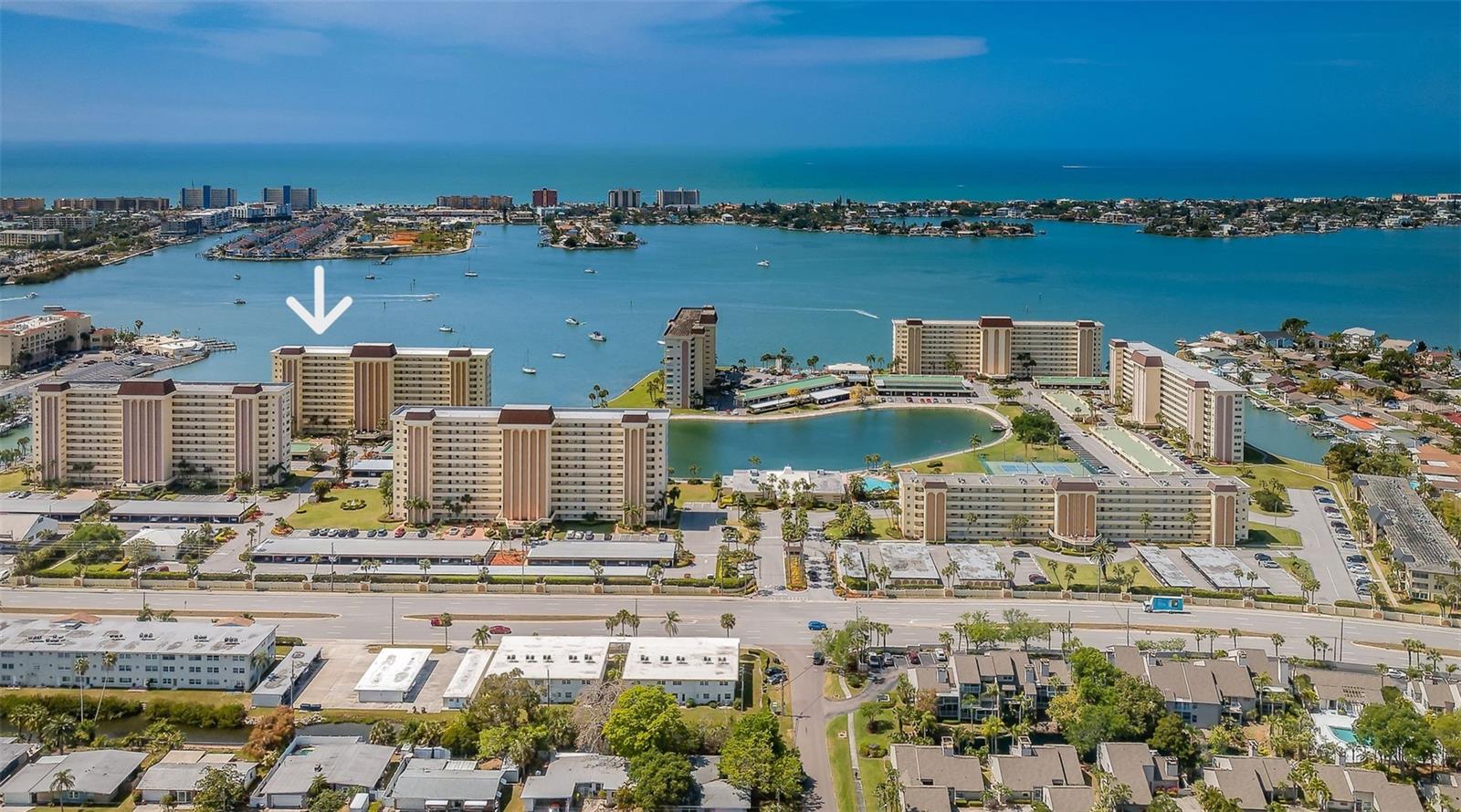 4525 COVE CIR #604, ST PETERSBURG, FL — photo 52