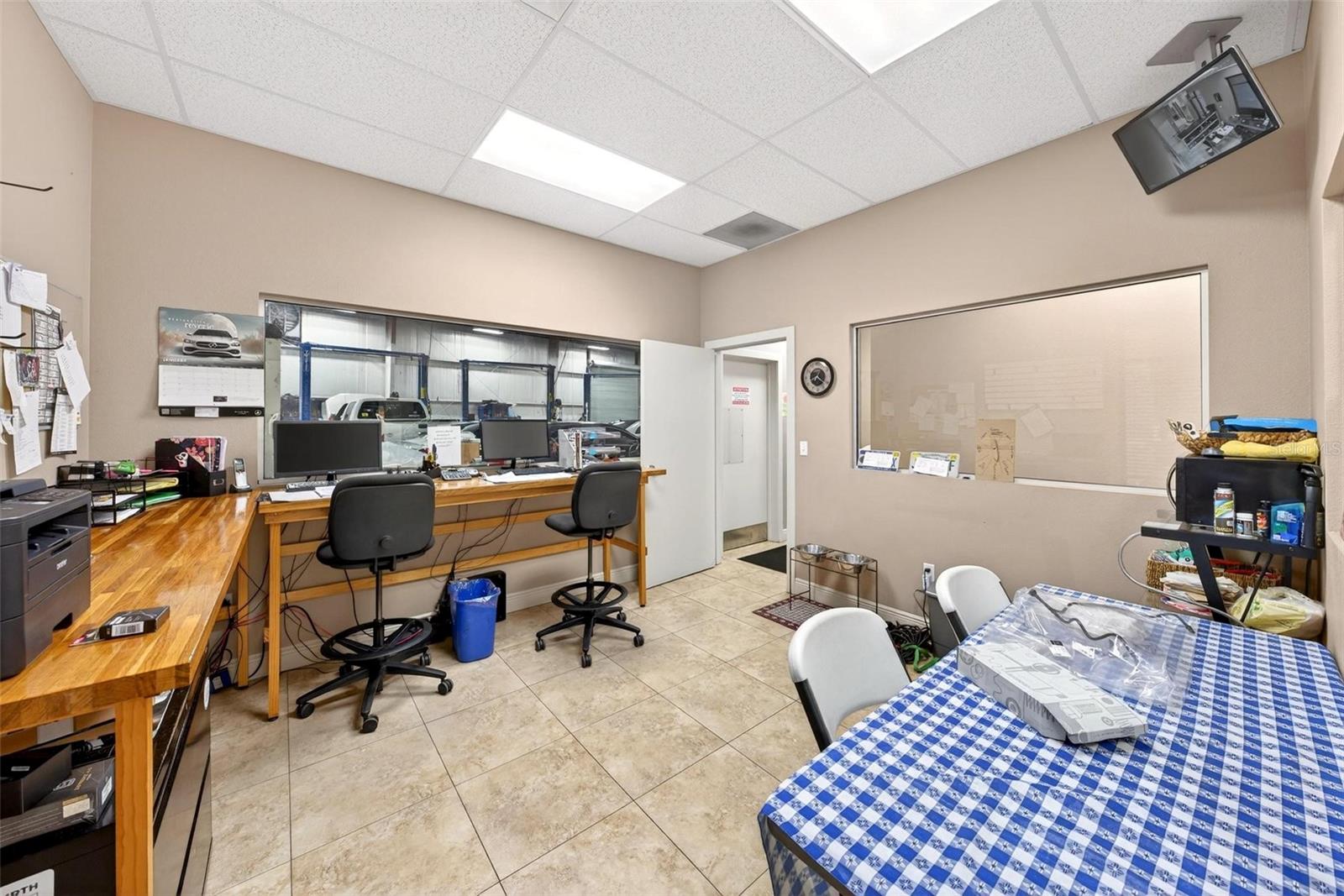 551 S ECON CIR, OVIEDO, FL — photo 9