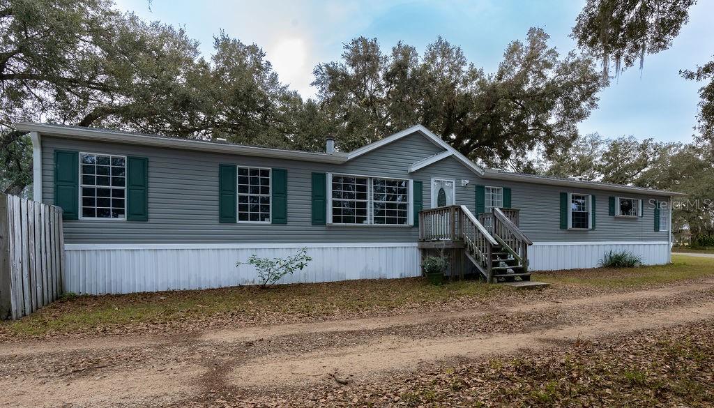 13811 COUNTY ROAD 109D, LADY LAKE, FL
