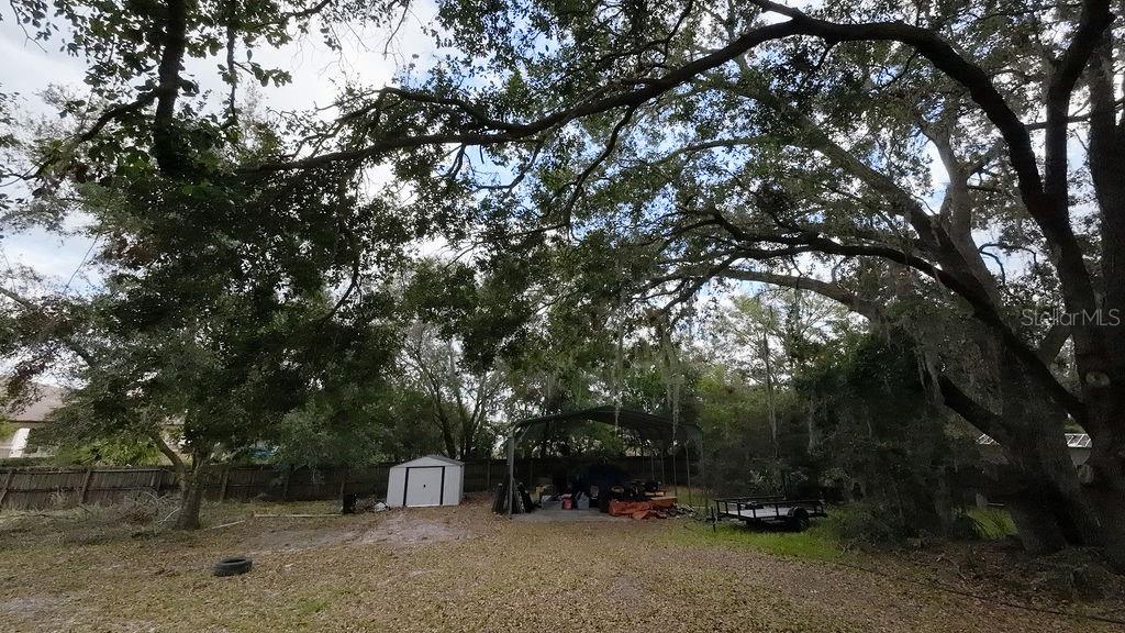 13811 COUNTY ROAD 109D, LADY LAKE, FL — photo 33