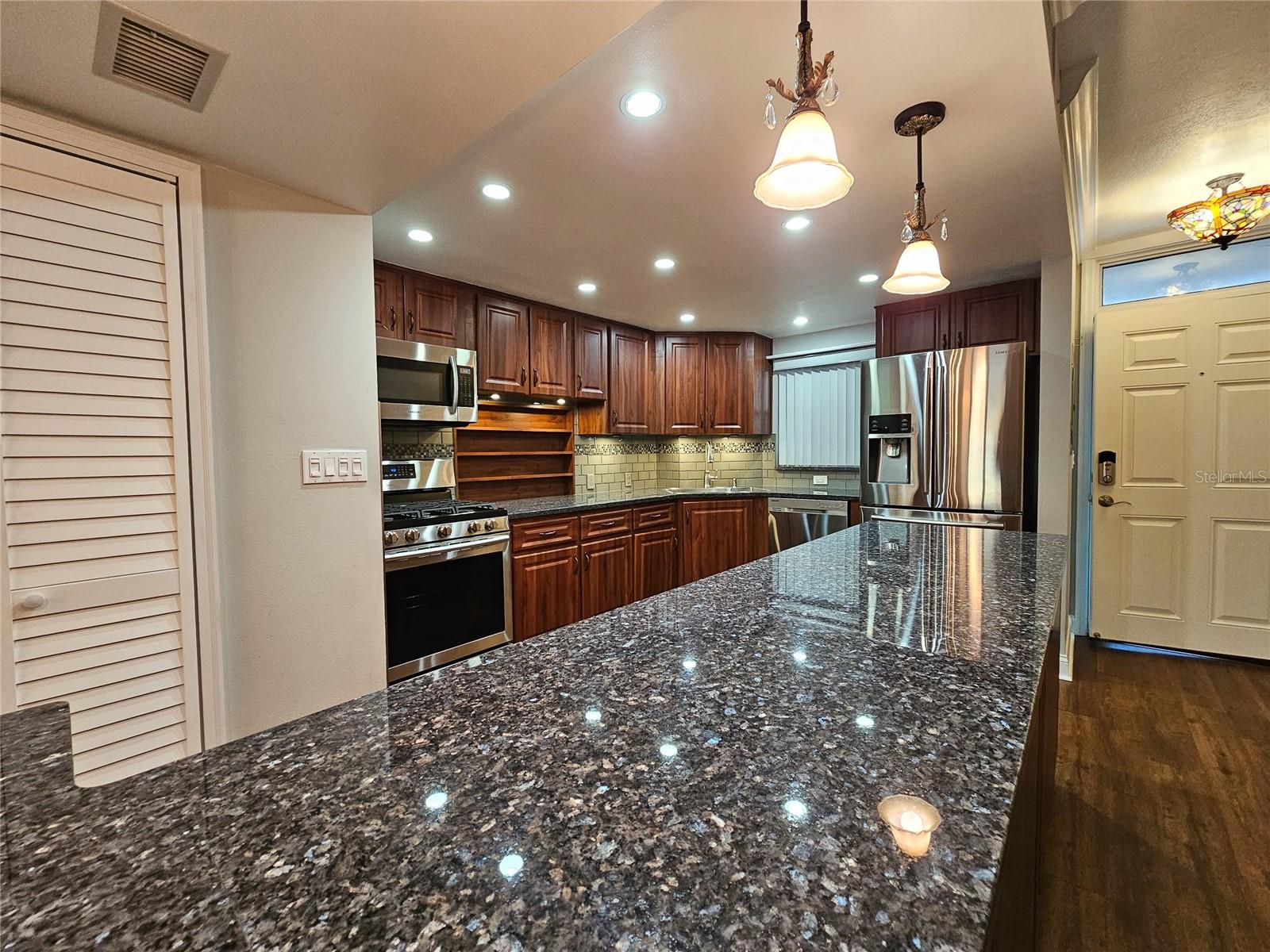 6020 SHORE BLVD S #701, GULFPORT, FL — photo 4