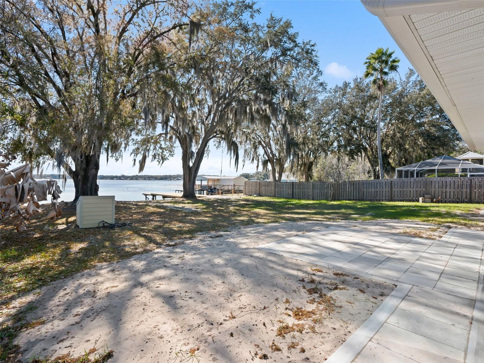10916 SE TIMUCUAN RD, SUMMERFIELD, FL — photo 31