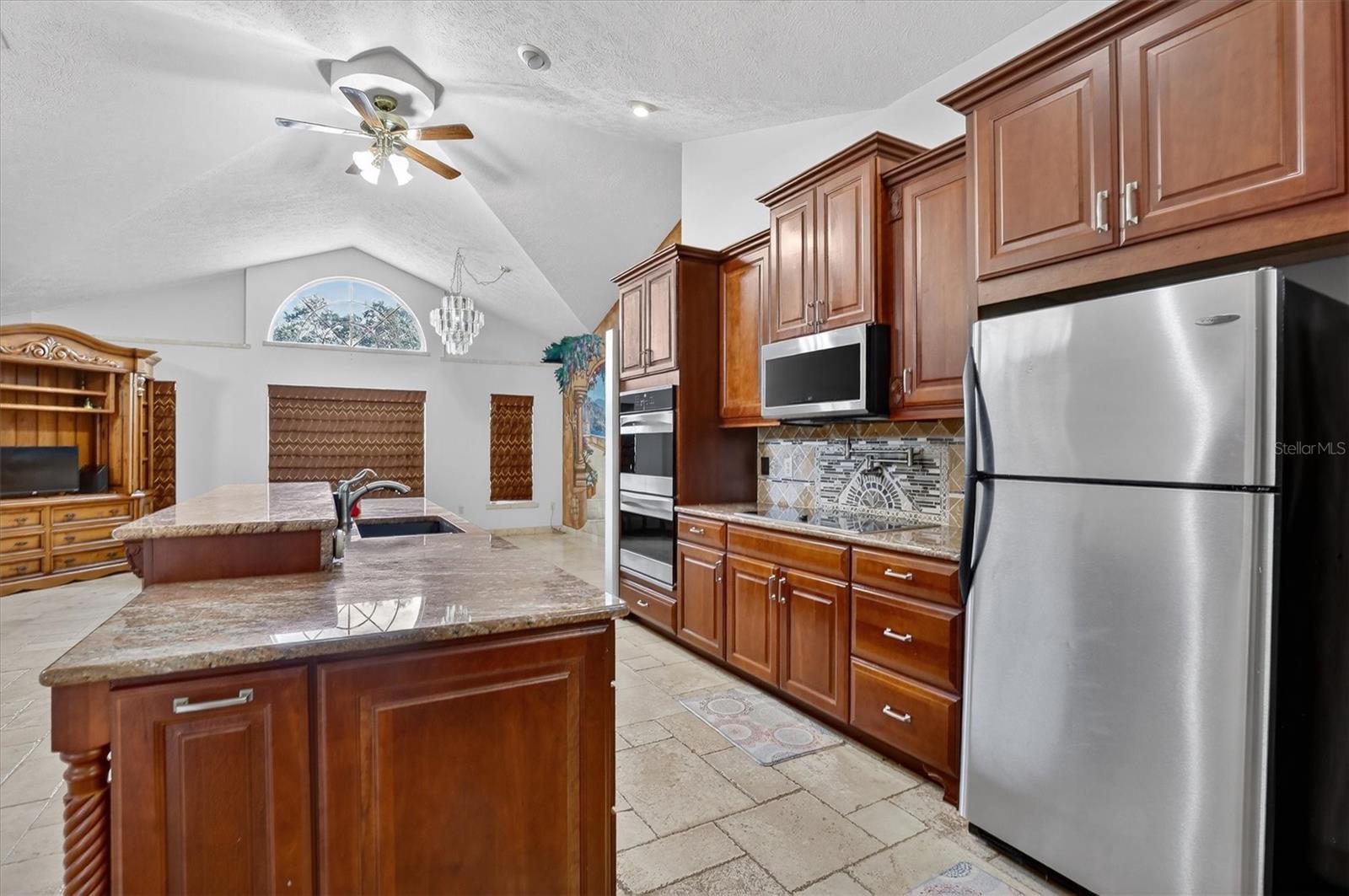 2725 W CHARING RD, AVON PARK, FL — photo 12