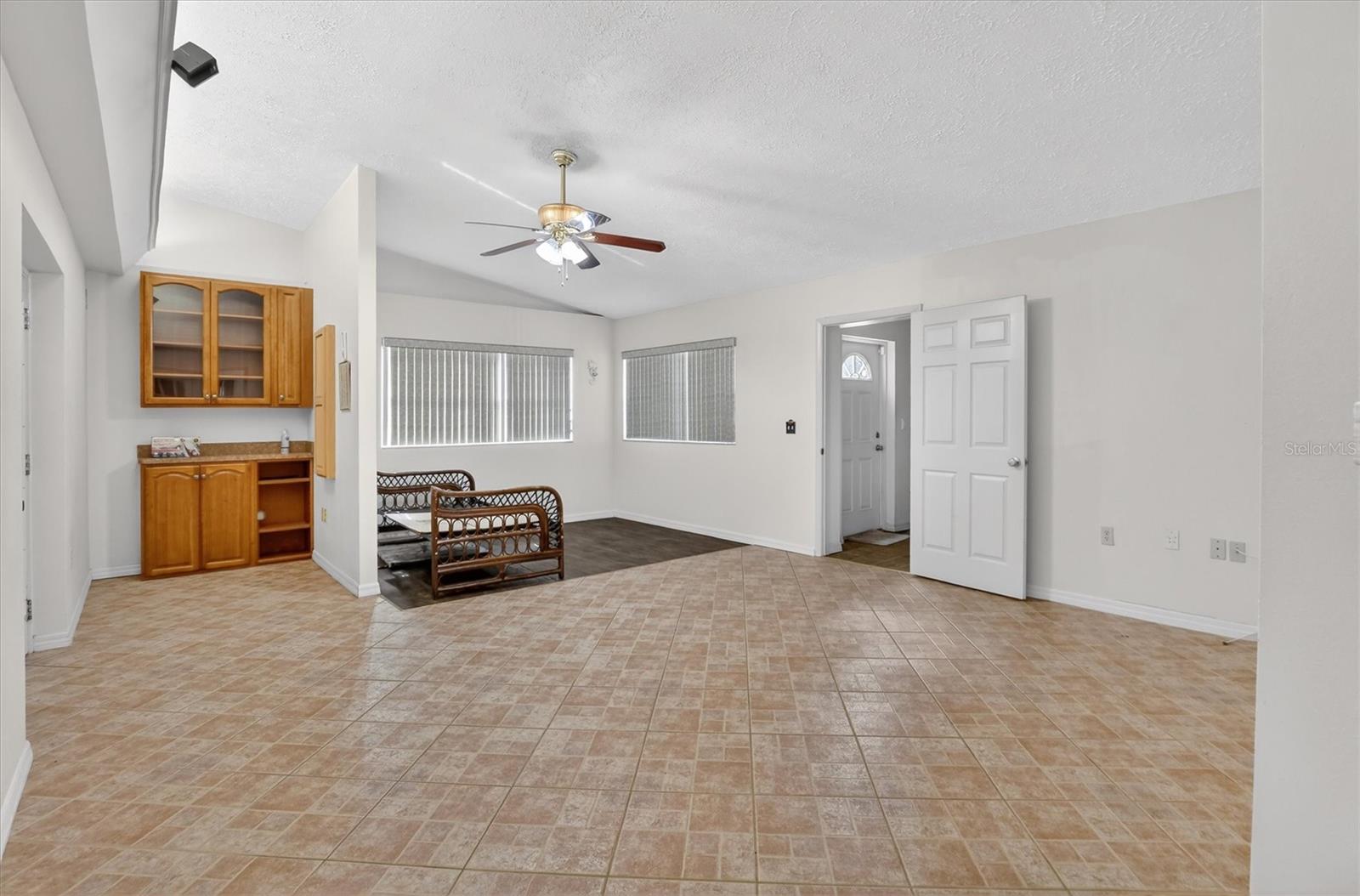 2725 W CHARING RD, AVON PARK, FL — photo 26