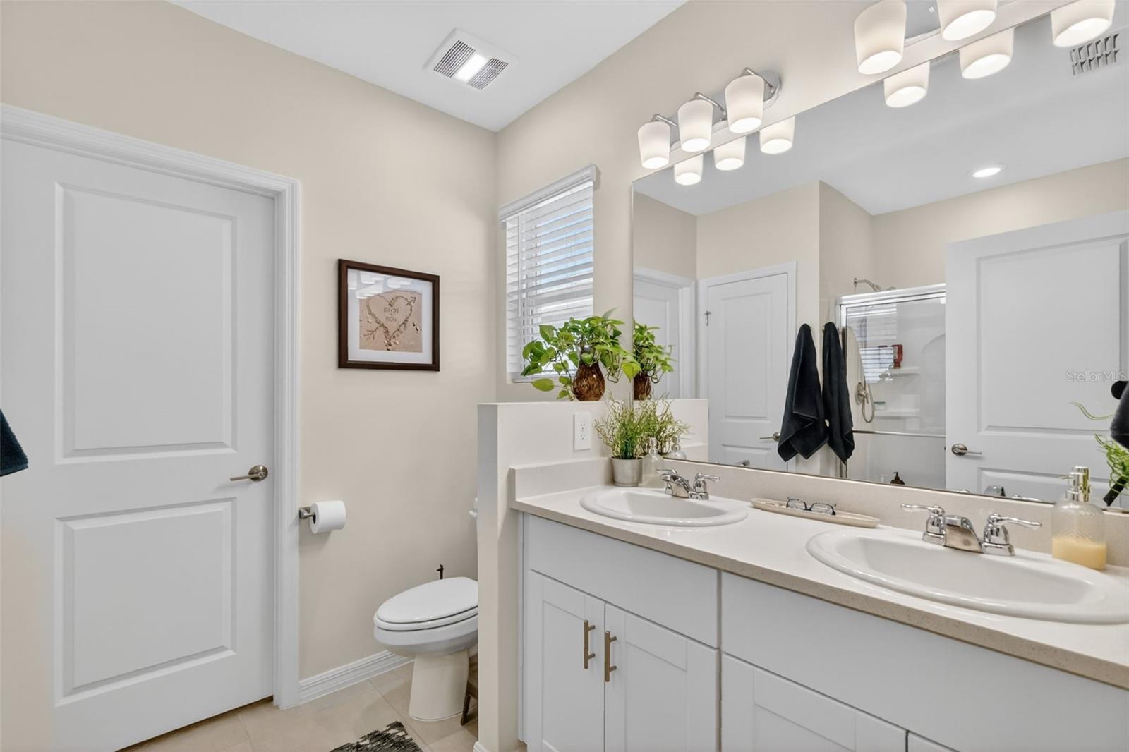 33692 SKY BLOSSOM CIR, LEESBURG, FL — photo 42