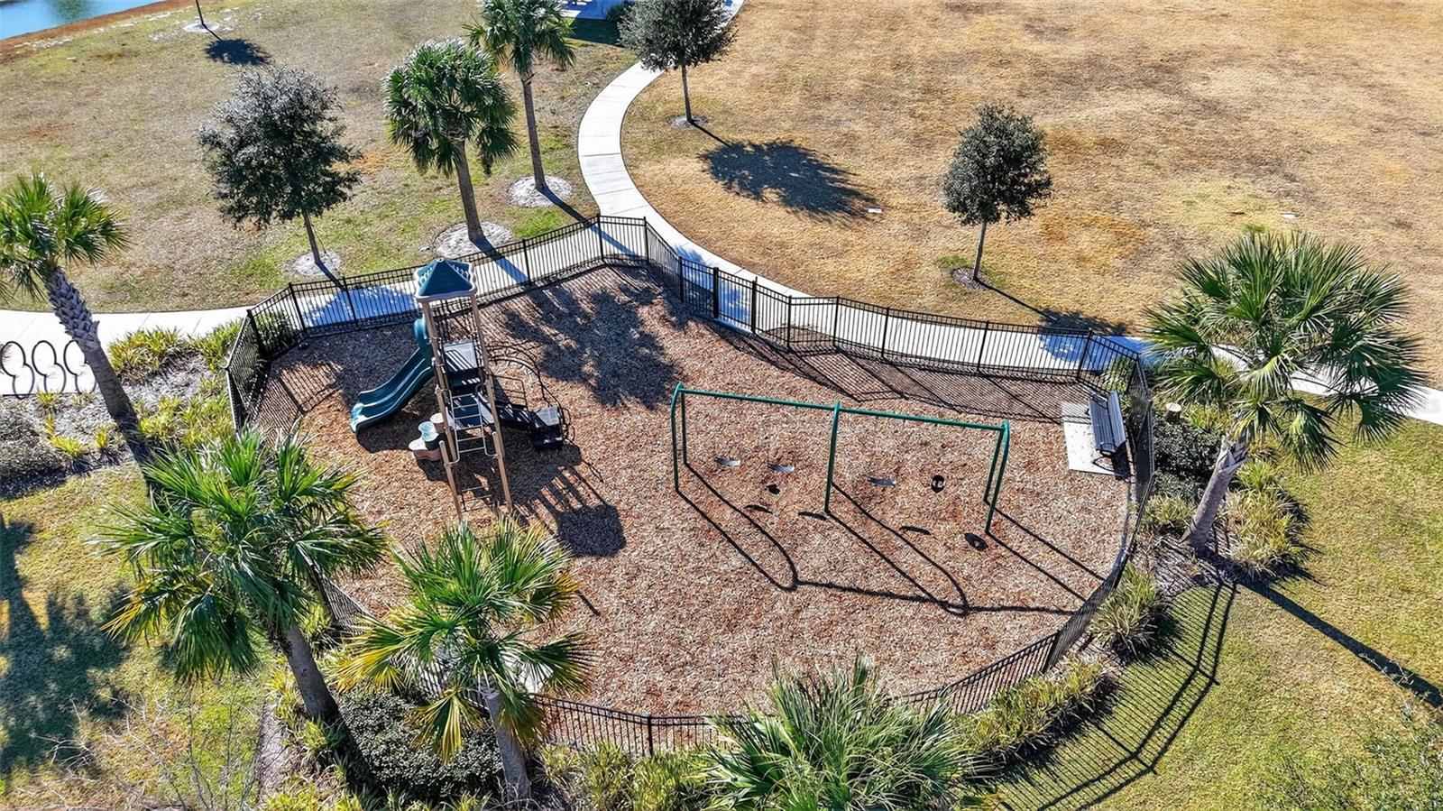 33692 SKY BLOSSOM CIR, LEESBURG, FL — photo 77