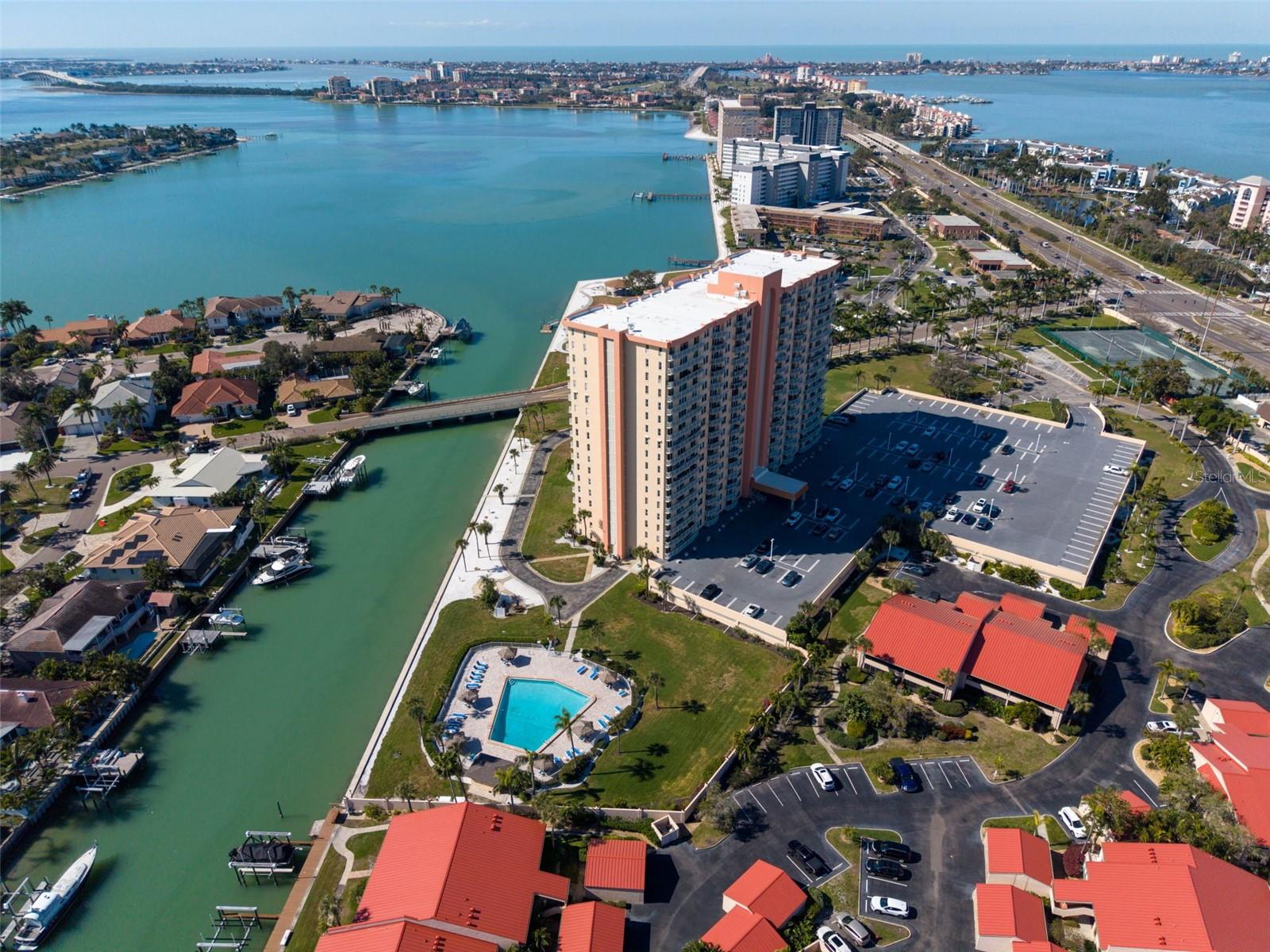 4900 BRITTANY DR S #1405, ST PETERSBURG, FL — photo 4