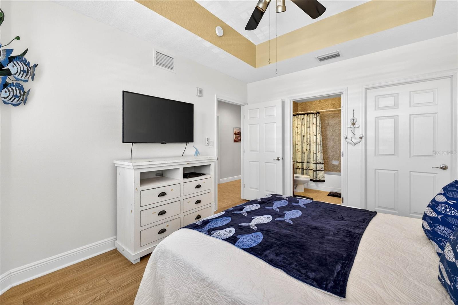 17717 GULF BLVD #401, REDINGTON SHORES, FL — photo 23