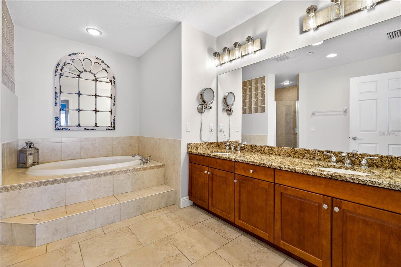 17717 GULF BLVD #401, REDINGTON SHORES, FL — photo 31