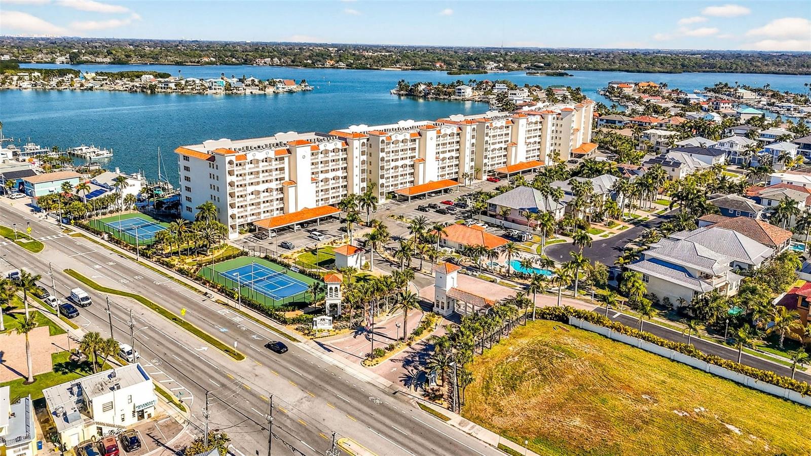 17717 GULF BLVD #401, REDINGTON SHORES, FL — photo 43
