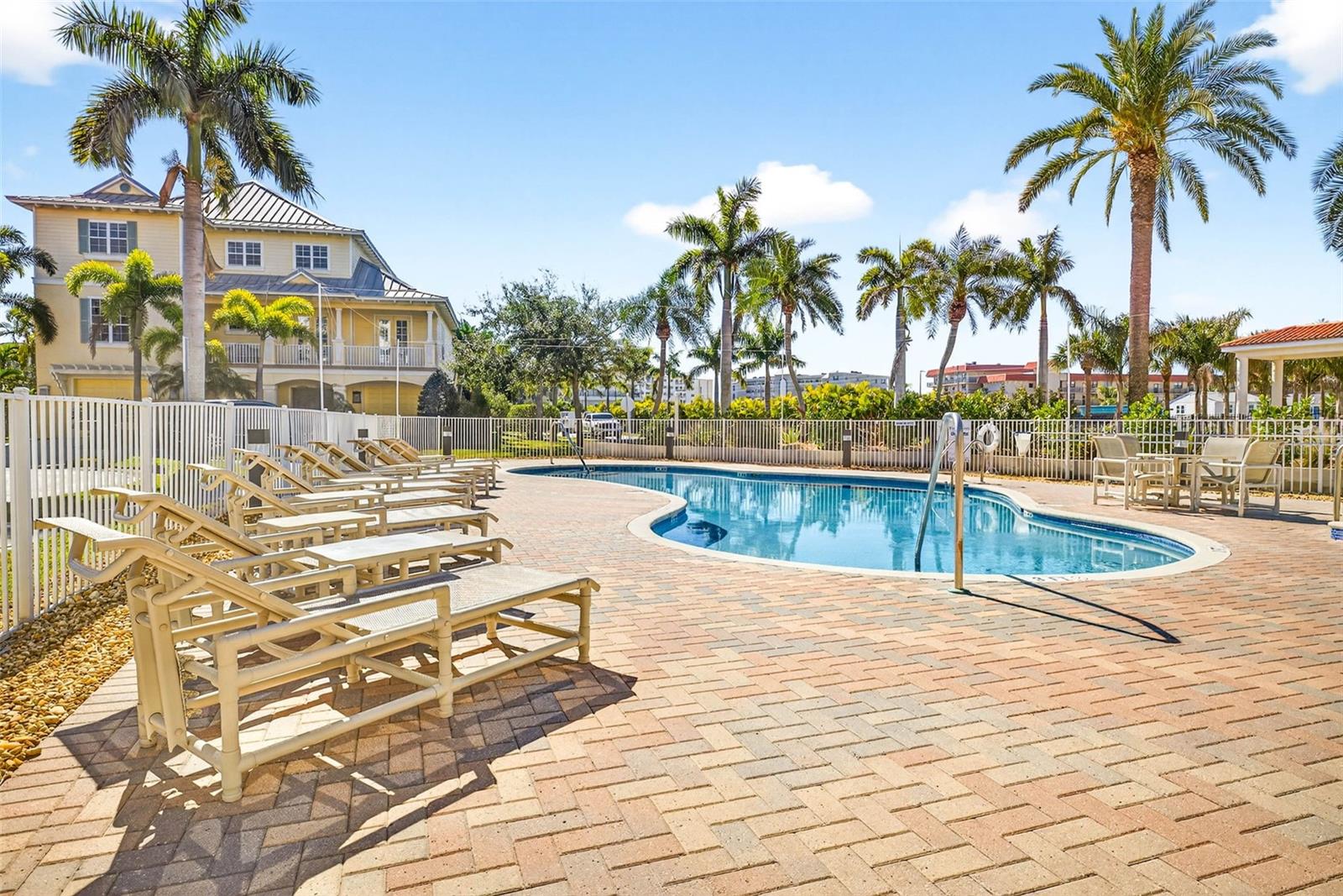 17717 GULF BLVD #401, REDINGTON SHORES, FL — photo 53
