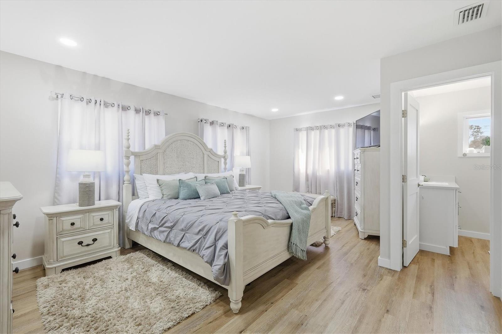 5247 CARMILFRA DR, SARASOTA, FL — photo 16