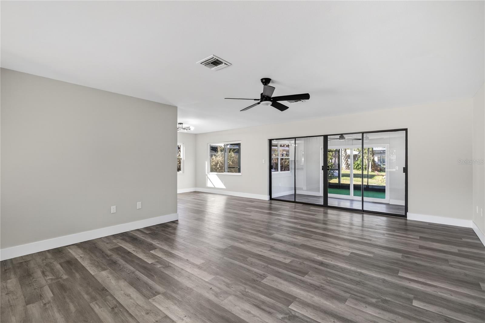 1503 CANAL CT, TAVARES, FL — photo 12