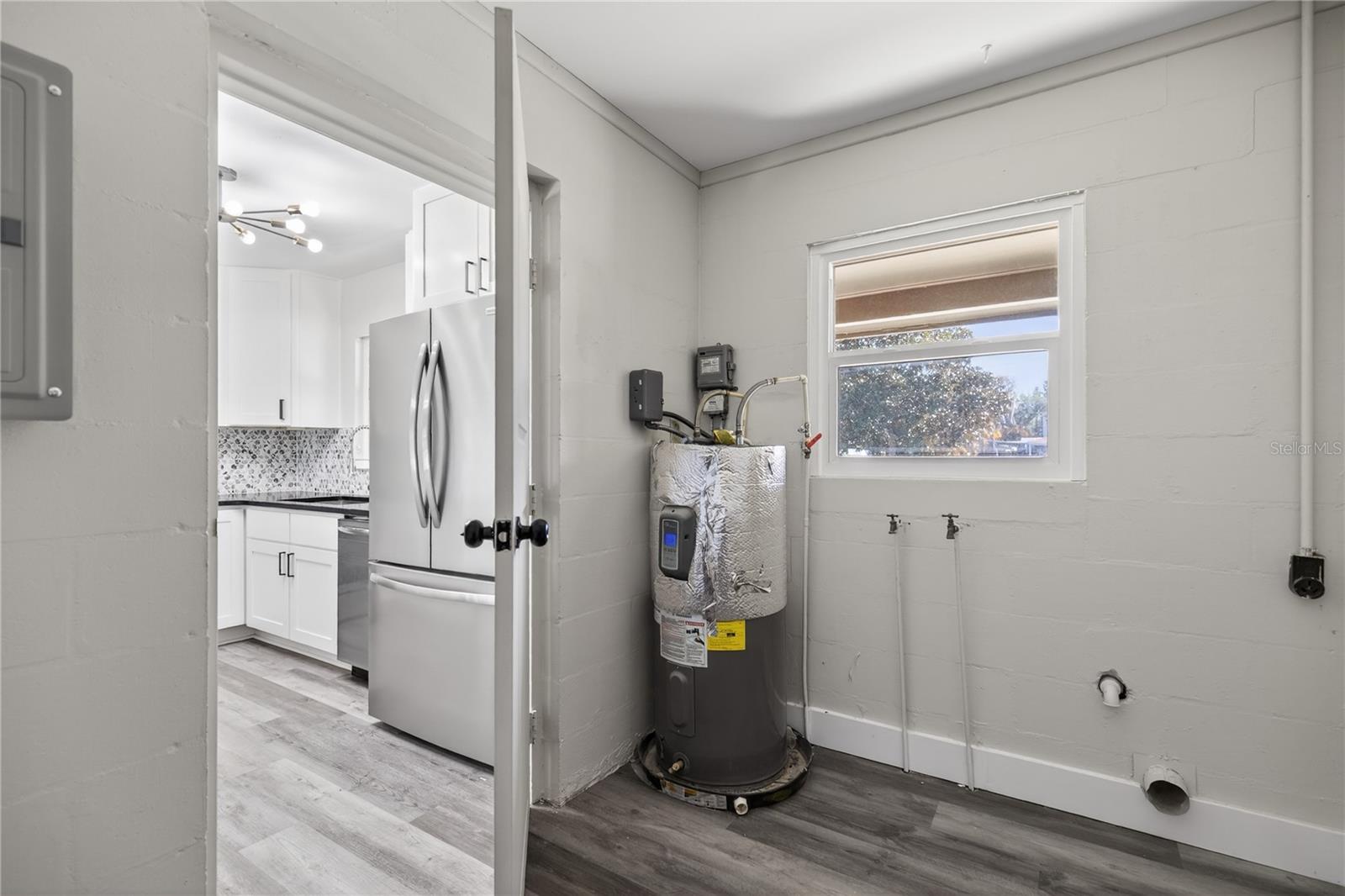 1503 CANAL CT, TAVARES, FL — photo 30