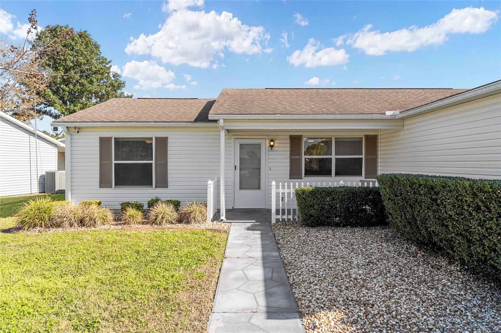 335 SAN MARINO DR, THE VILLAGES, FL — photo 3