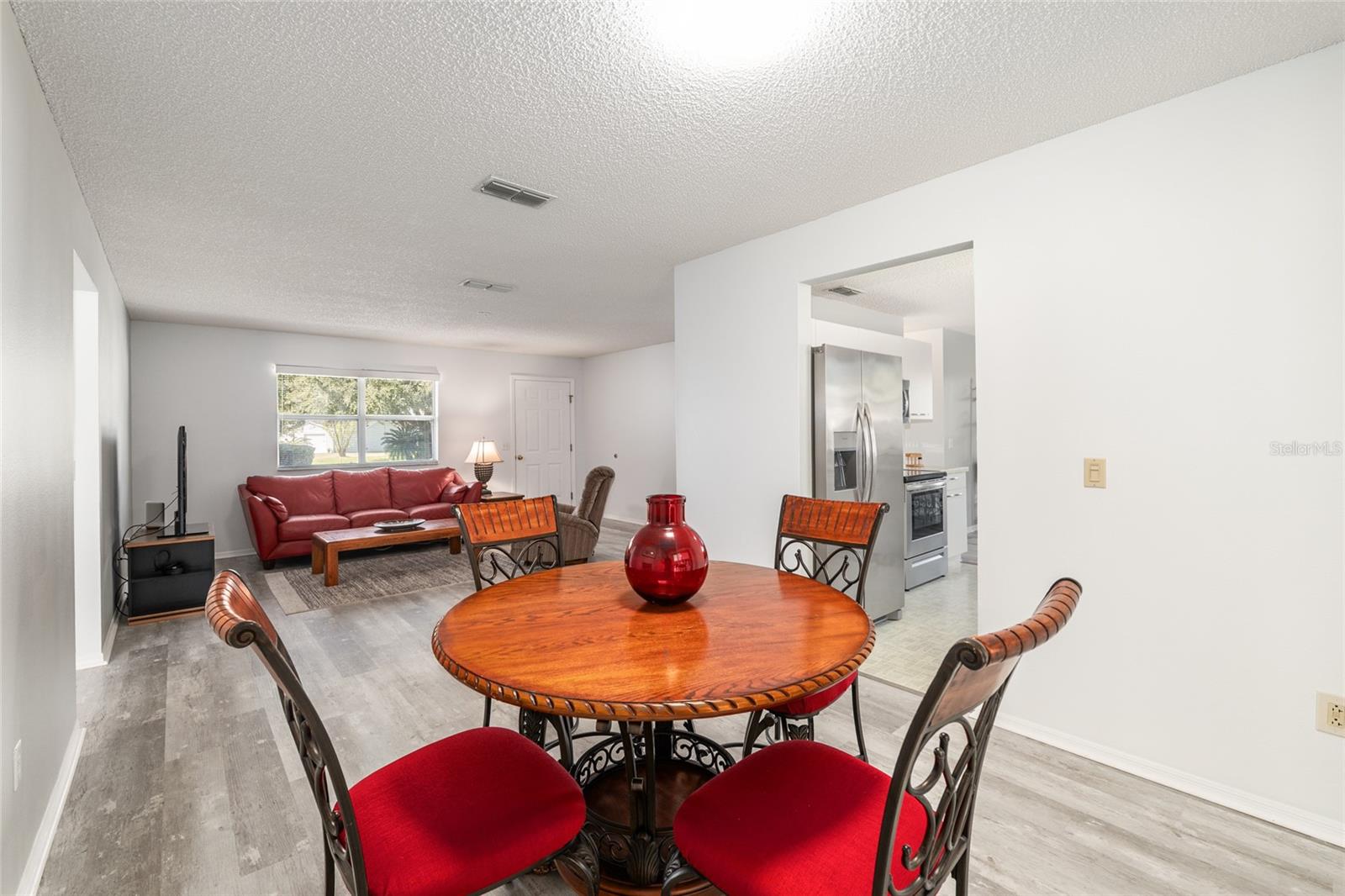 335 SAN MARINO DR, THE VILLAGES, FL — photo 10