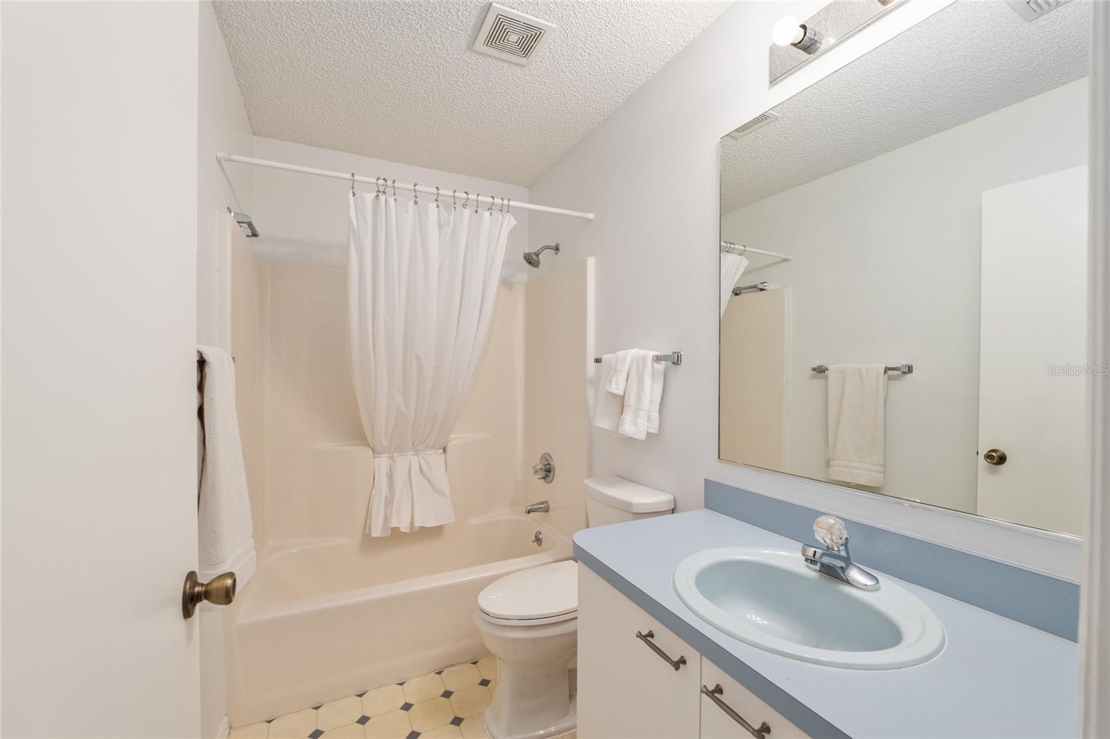 335 SAN MARINO DR, THE VILLAGES, FL — photo 25