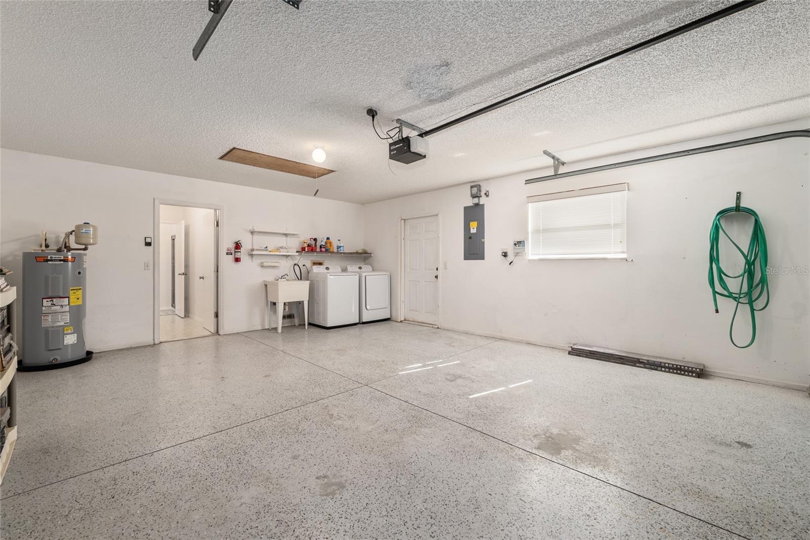 335 SAN MARINO DR, THE VILLAGES, FL — photo 32