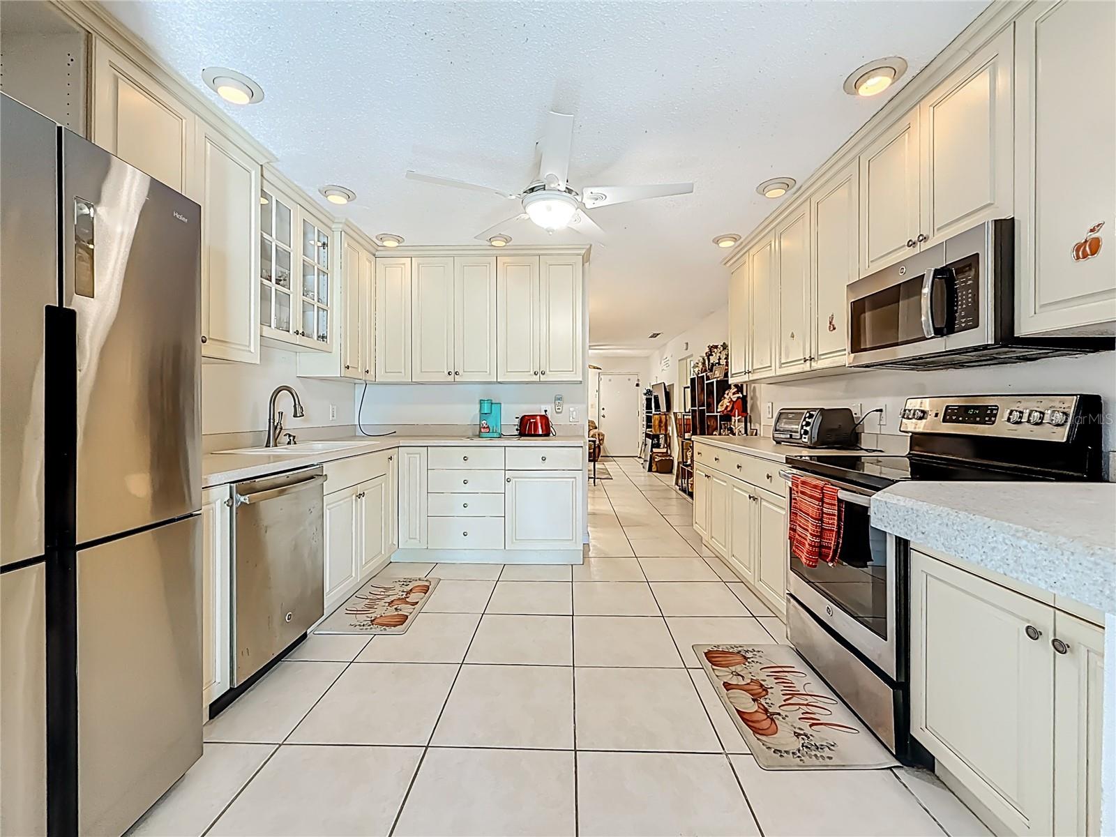 1020 85TH AVE N #119, ST PETERSBURG, FL — photo 4