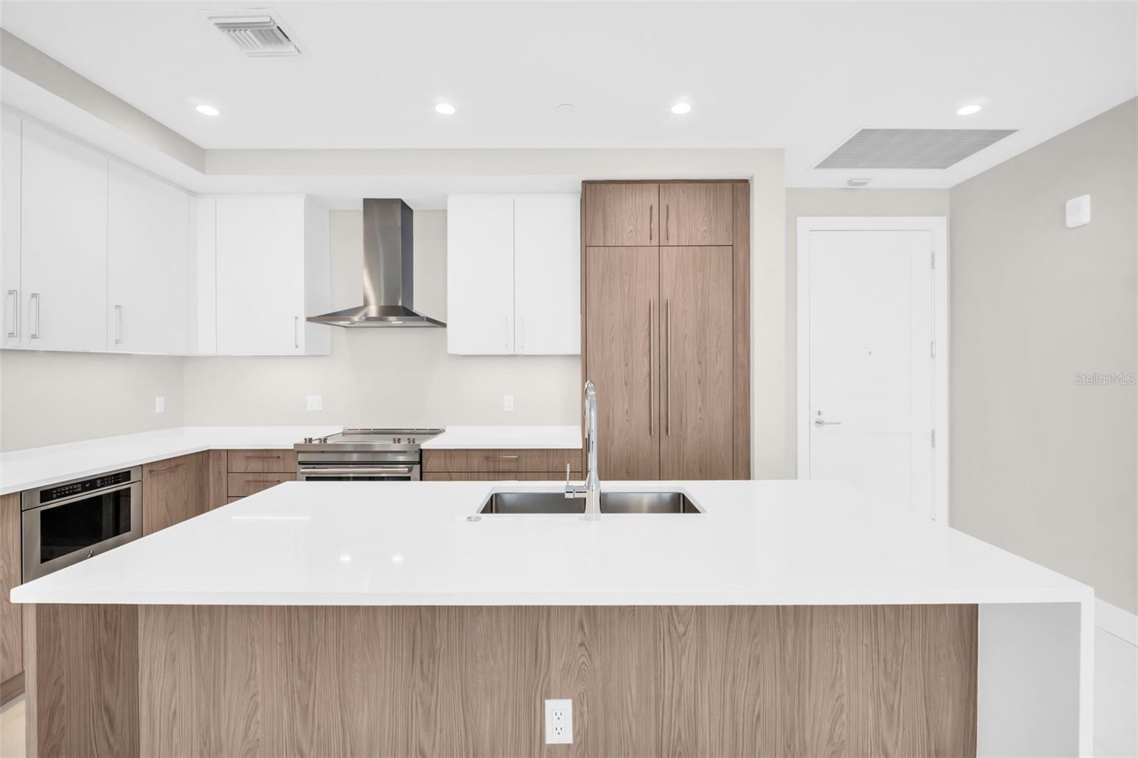 275 1ST AVE S #2708, ST PETERSBURG, FL — photo 8