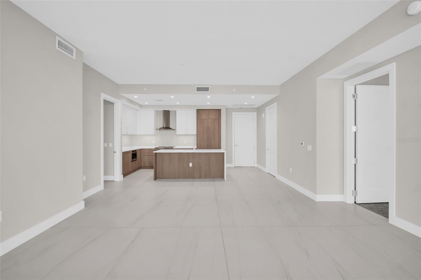275 1ST AVE S #2708, ST PETERSBURG, FL — photo 21