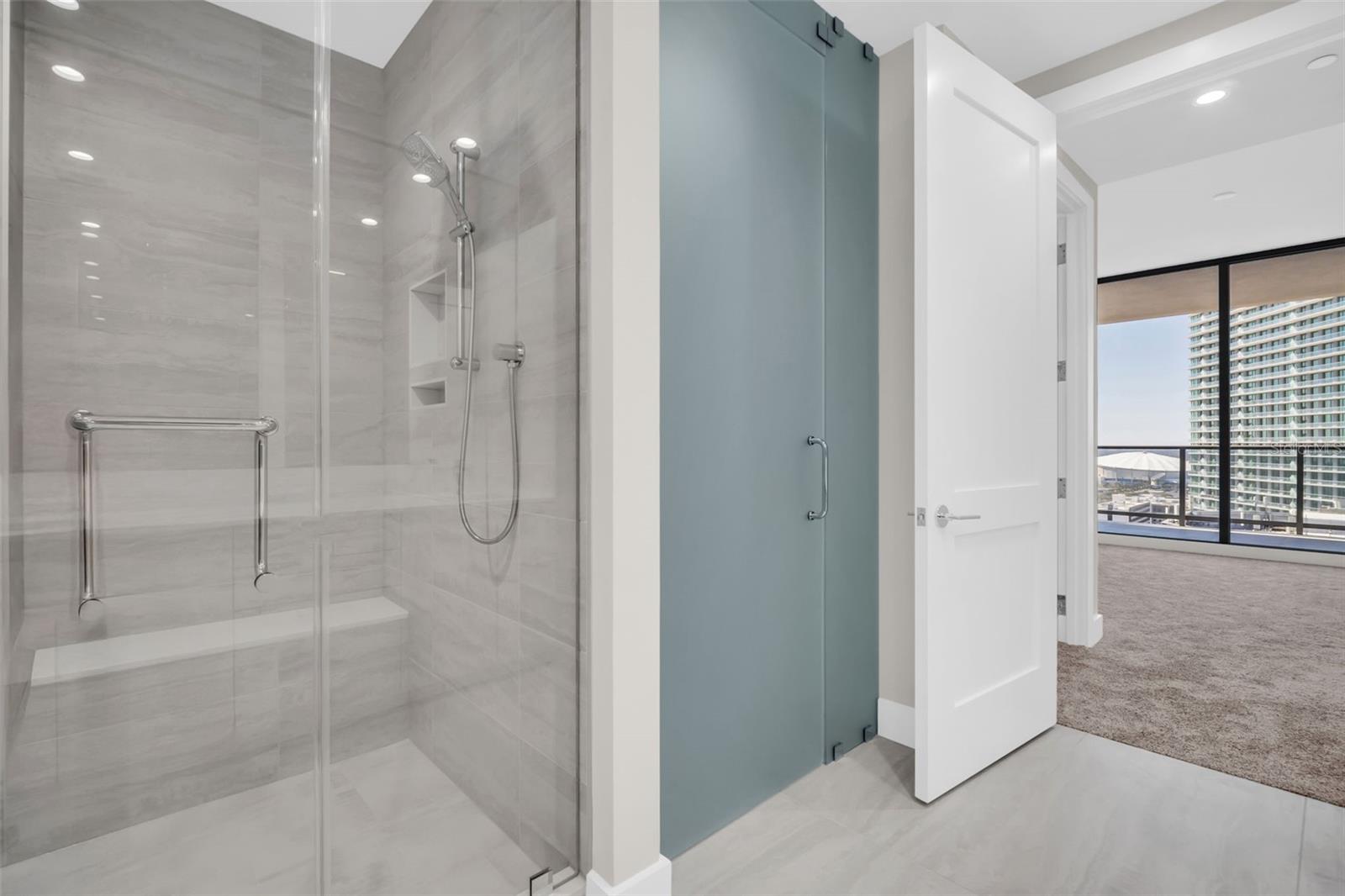 275 1ST AVE S #2708, ST PETERSBURG, FL — photo 25