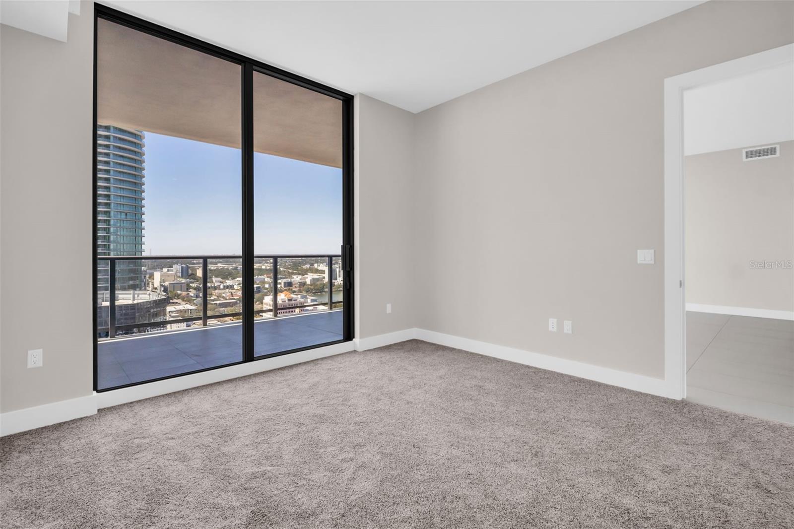 275 1ST AVE S #2708, ST PETERSBURG, FL — photo 29