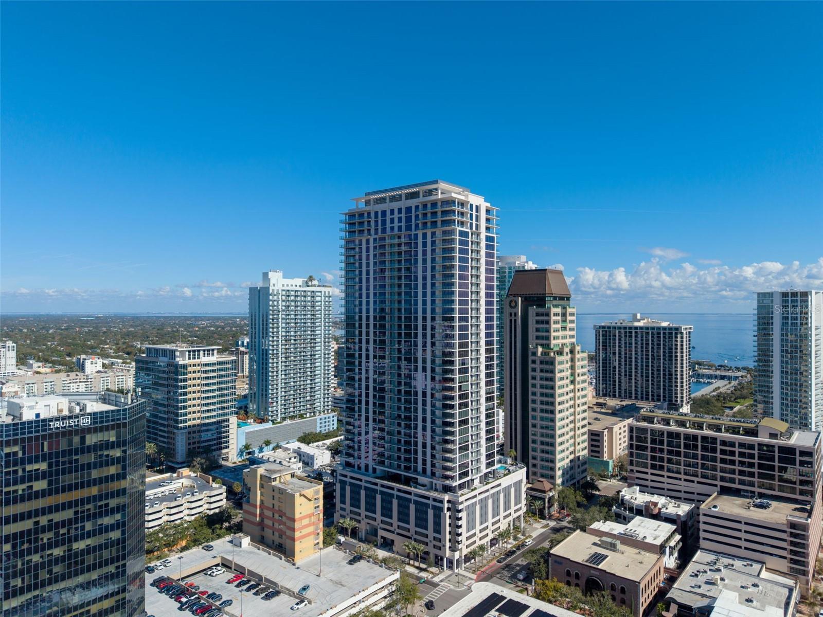 275 1ST AVE S #2708, ST PETERSBURG, FL — photo 48