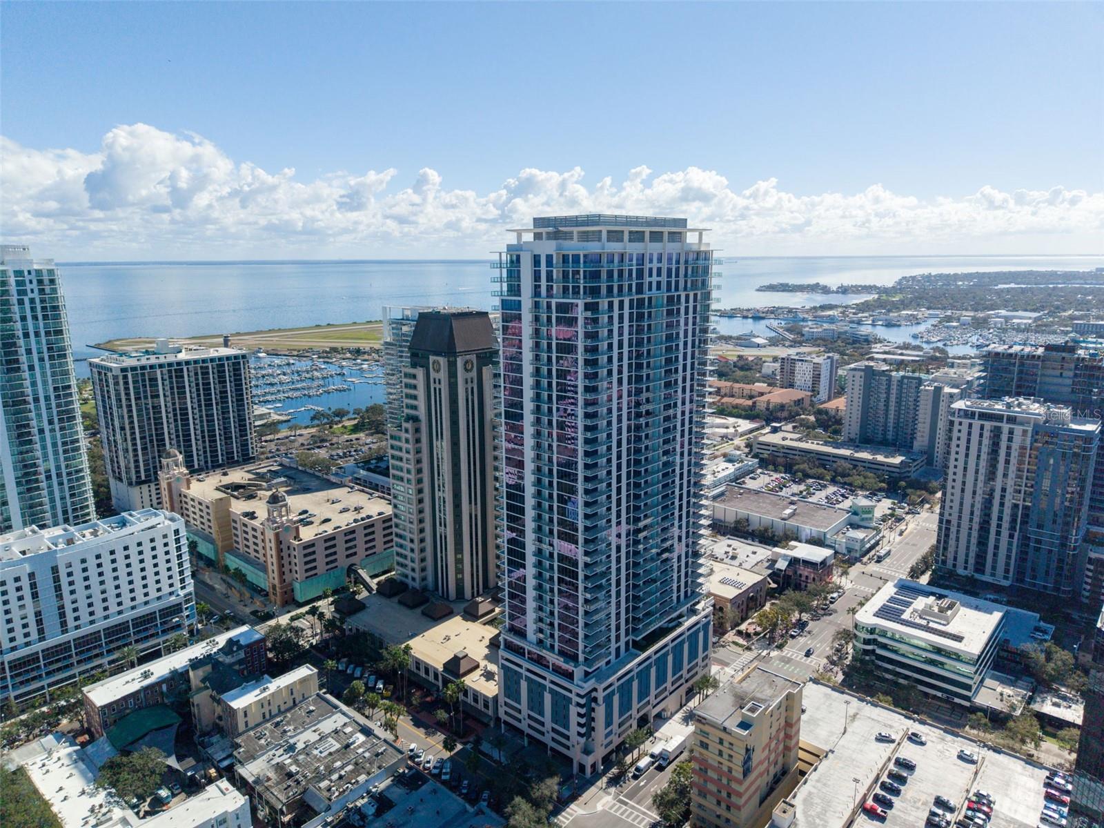 275 1ST AVE S #2708, ST PETERSBURG, FL — photo 52
