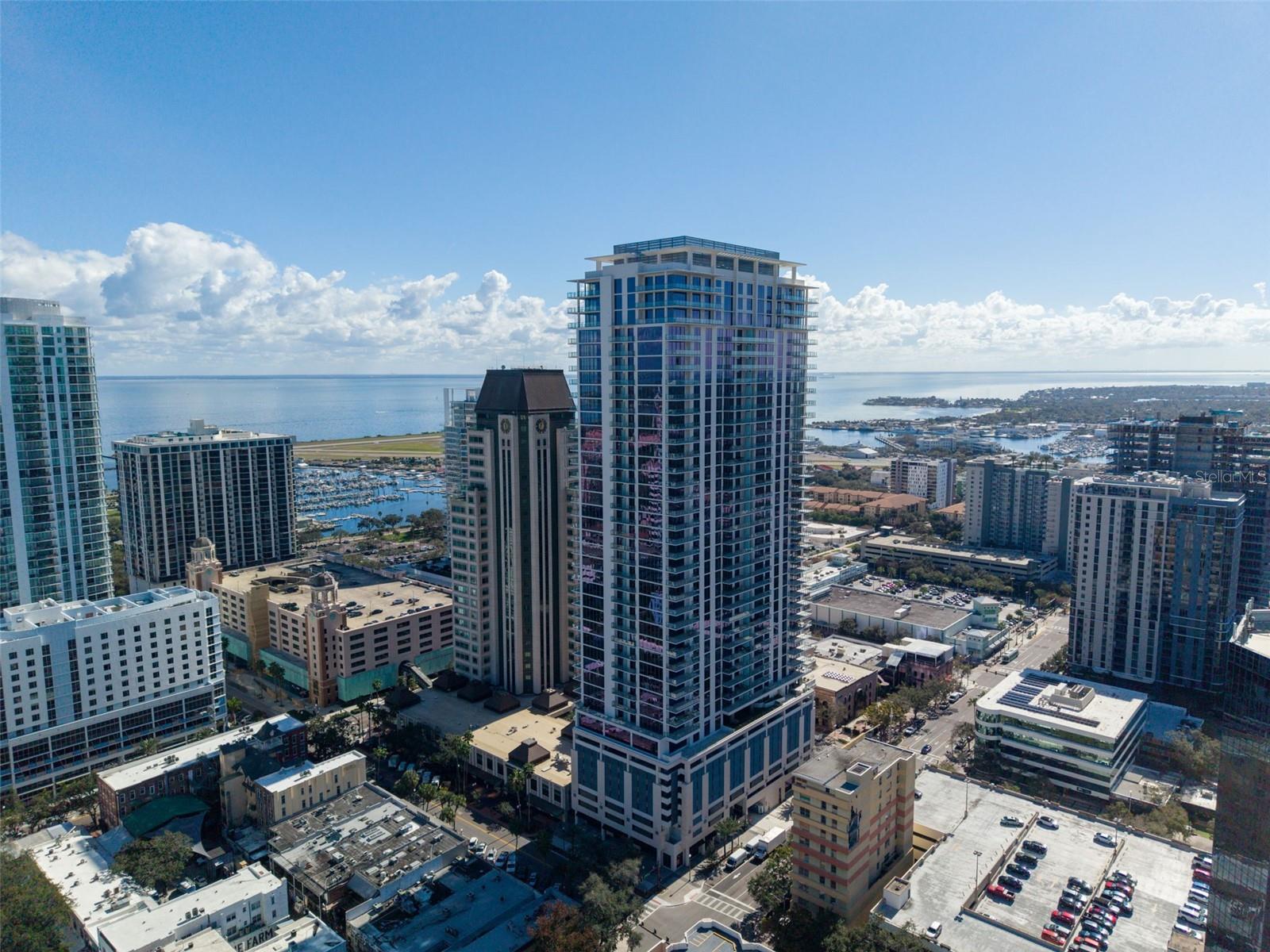 275 1ST AVE S #2708, ST PETERSBURG, FL — photo 54