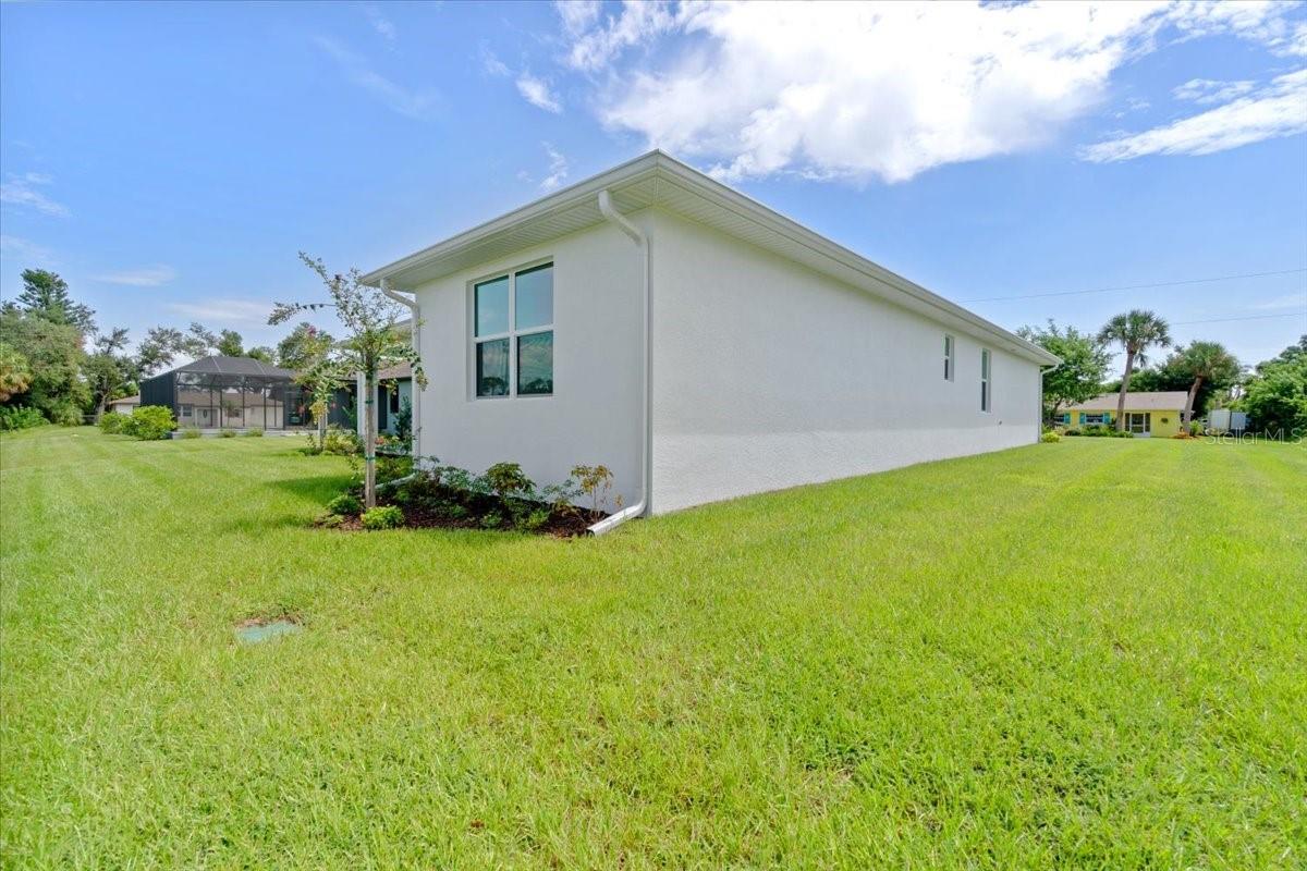 6999 BURNSVILLE ST, ENGLEWOOD, FL — photo 9