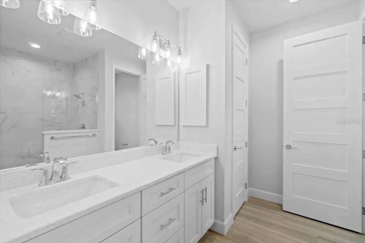 6999 BURNSVILLE ST, ENGLEWOOD, FL — photo 36