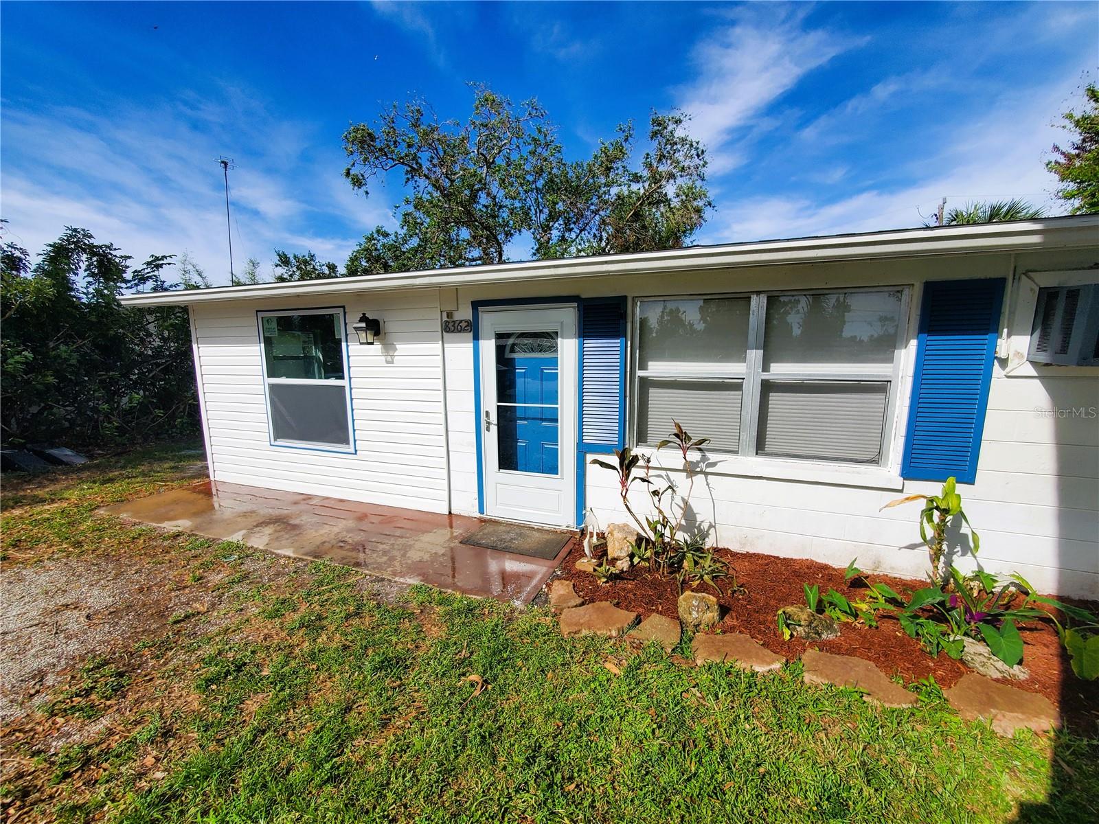 8362 OSPREY RD, ENGLEWOOD, FL — photo 2