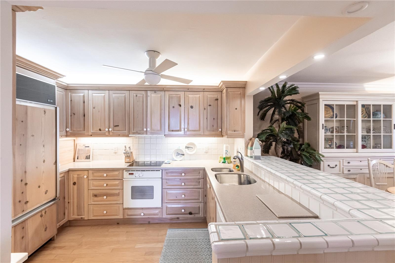 1055 W PEPPERTREE DR #703AA, SARASOTA, FL — photo 28