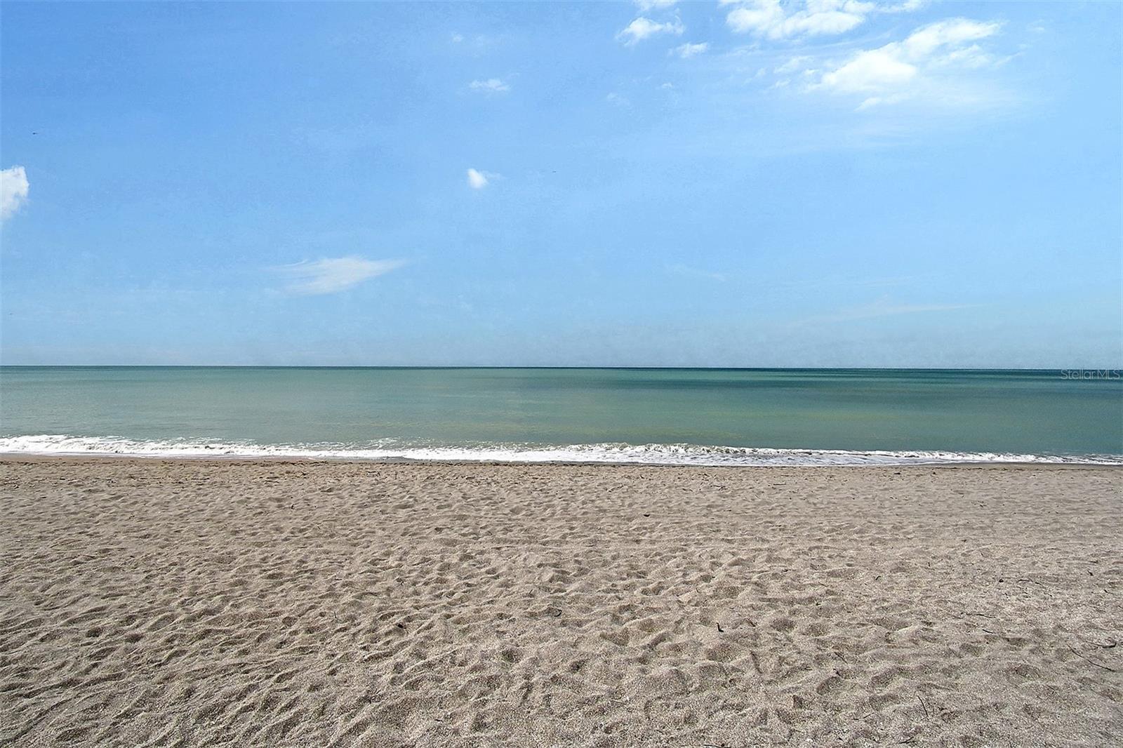 8504 HERON LAGOON CIR, SARASOTA, FL — photo 12