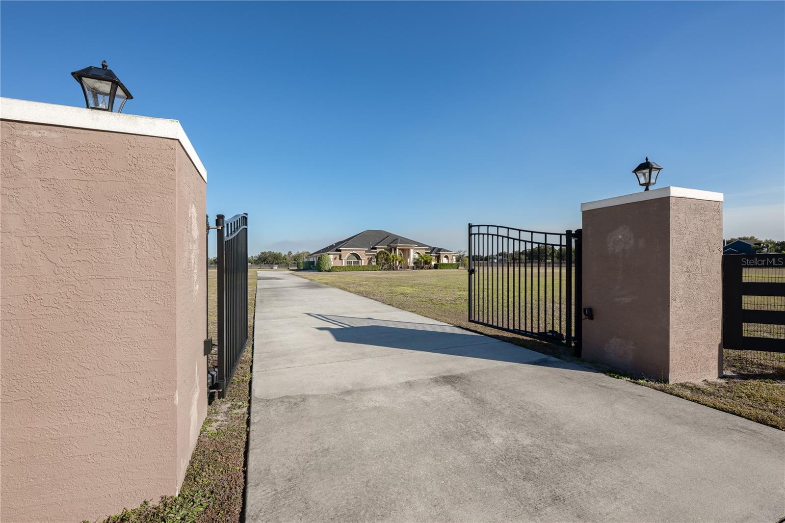 29222 CAN DO LN, TAVARES, FL — photo 101