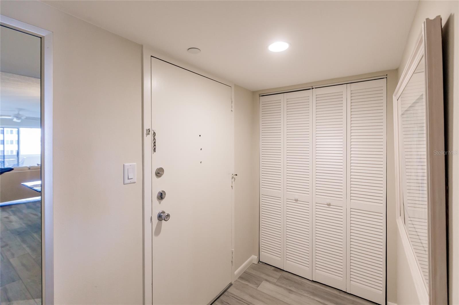 1055 W PEPPERTREE DR #506AA, SARASOTA, FL — photo 4
