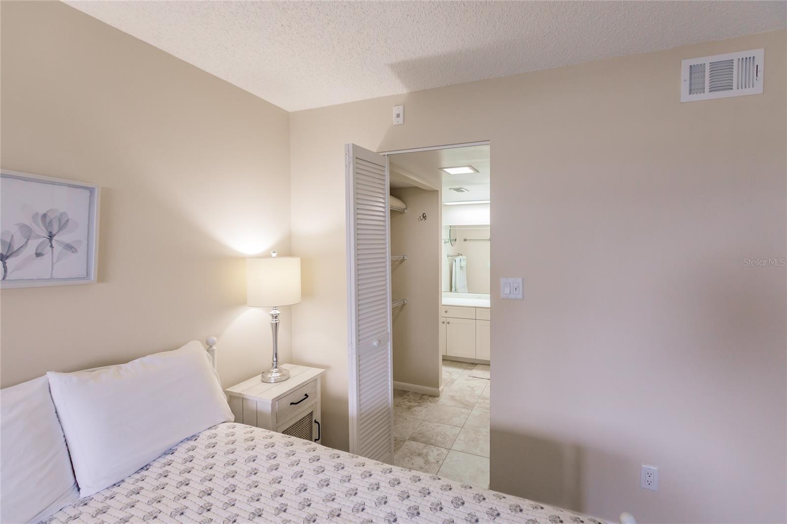 1055 W PEPPERTREE DR #506AA, SARASOTA, FL — photo 27