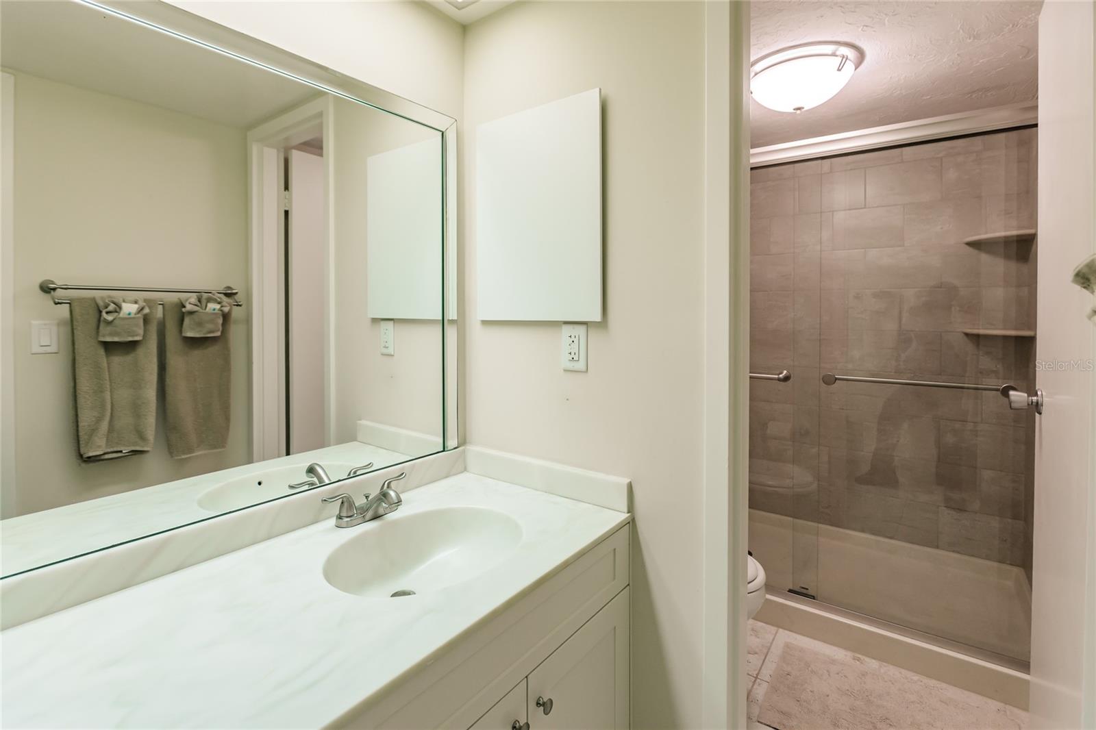 1055 W PEPPERTREE DR #506AA, SARASOTA, FL — photo 35