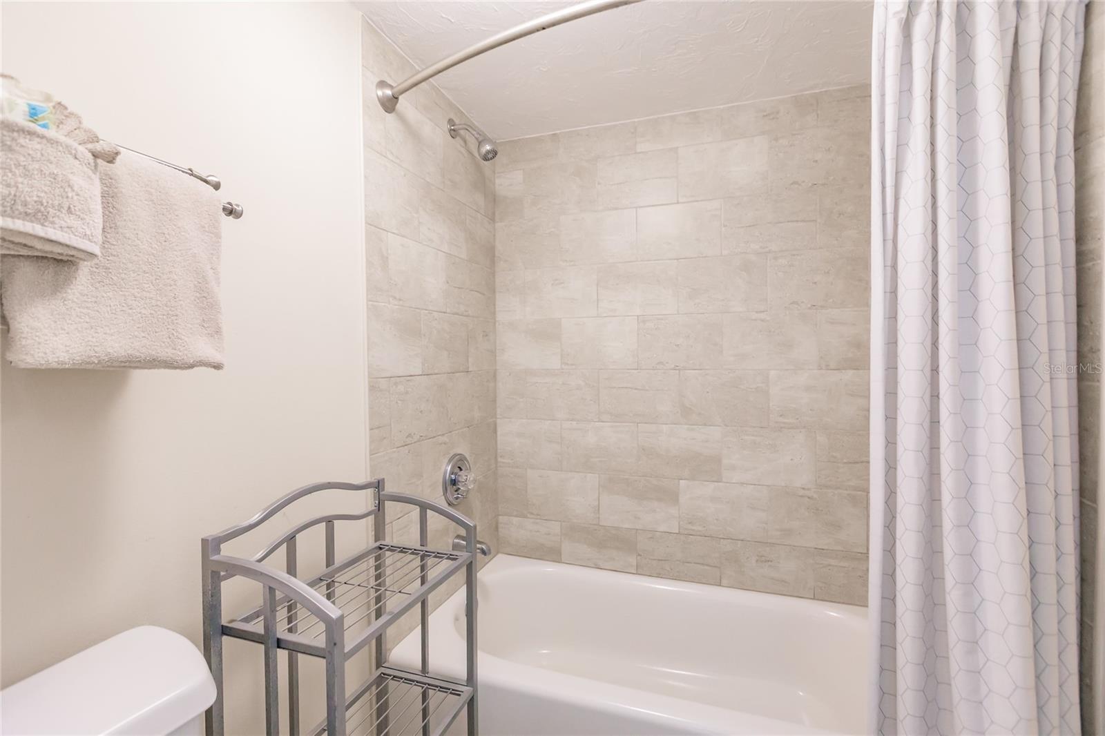 1055 W PEPPERTREE DR #506AA, SARASOTA, FL — photo 48