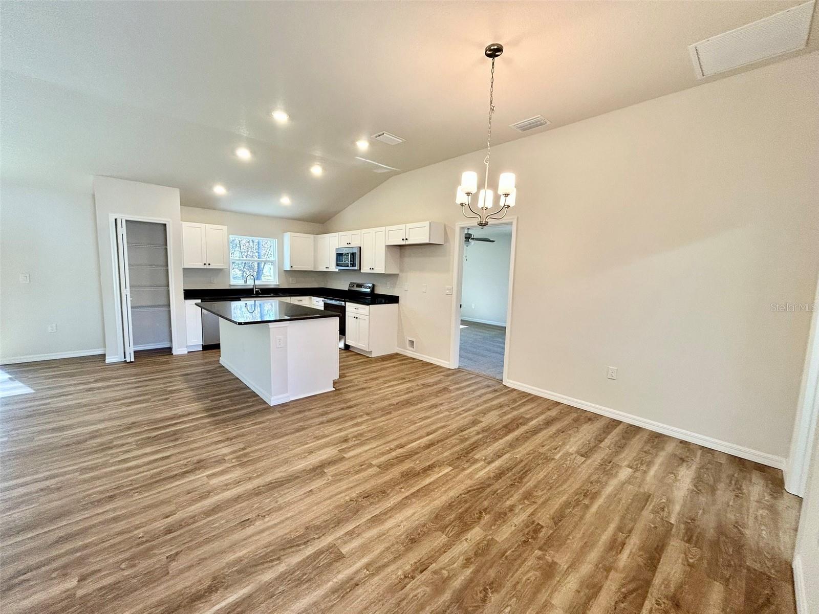 1586 W GAINSBORO LN, CITRUS SPRINGS, FL — photo 5