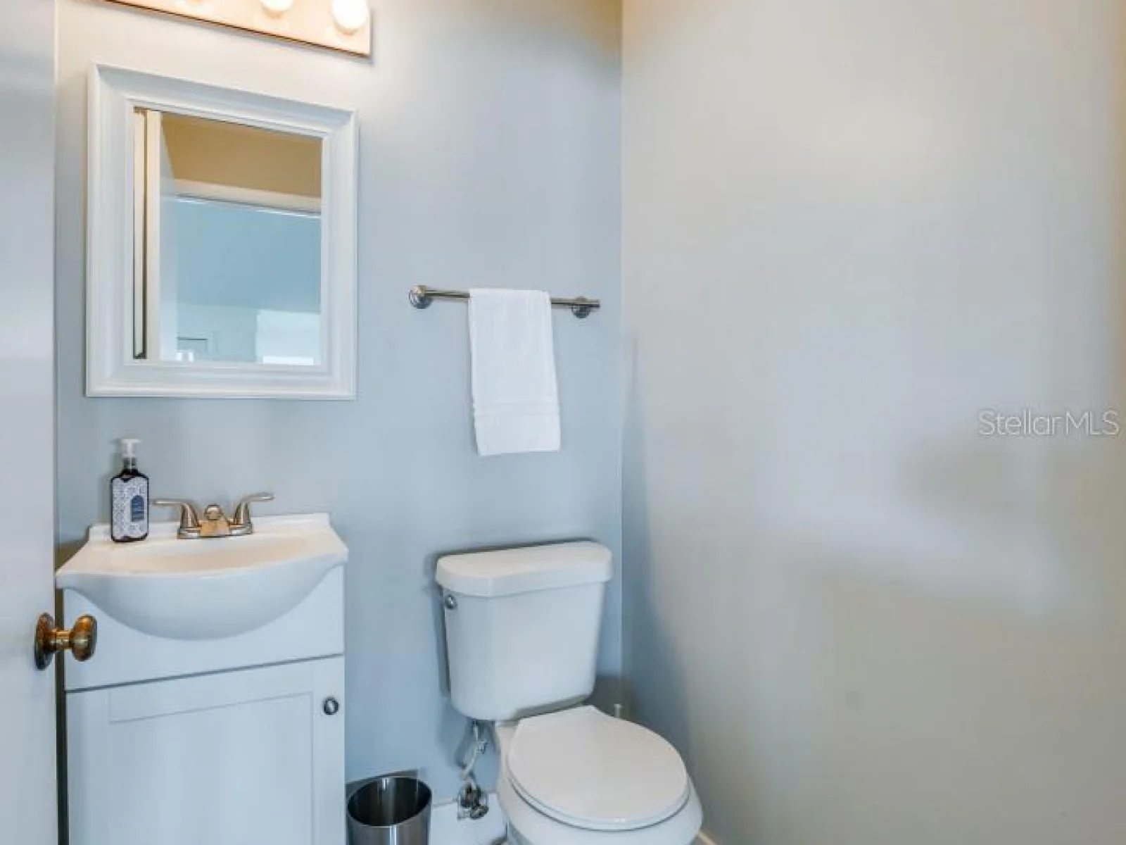 1633 RIVERSIDE DR, DAYTONA BEACH, FL — photo 10