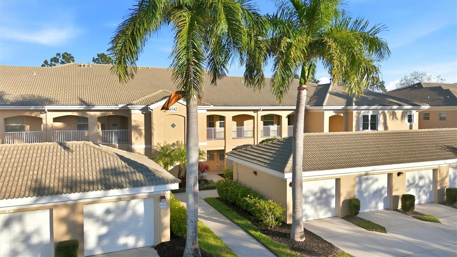 6342 GRAND OAK CIR #204, BRADENTON, FL