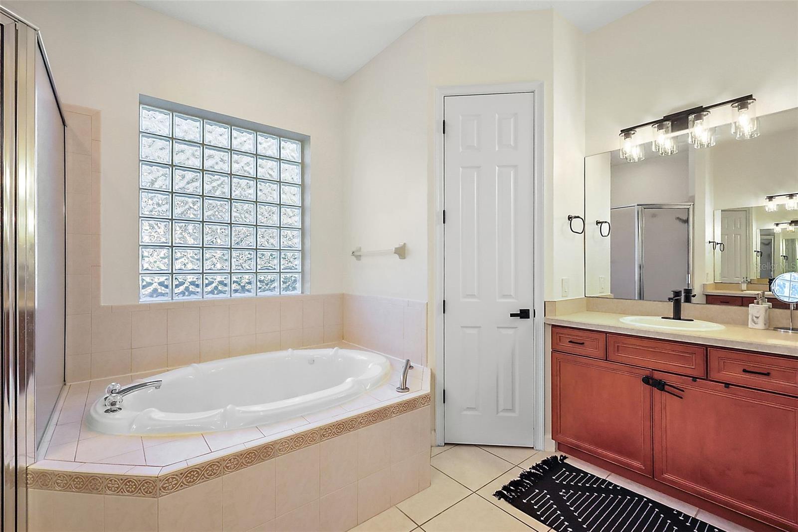9930 SANTA BARBARA CT, HOWEY IN THE HILLS, FL — photo 41
