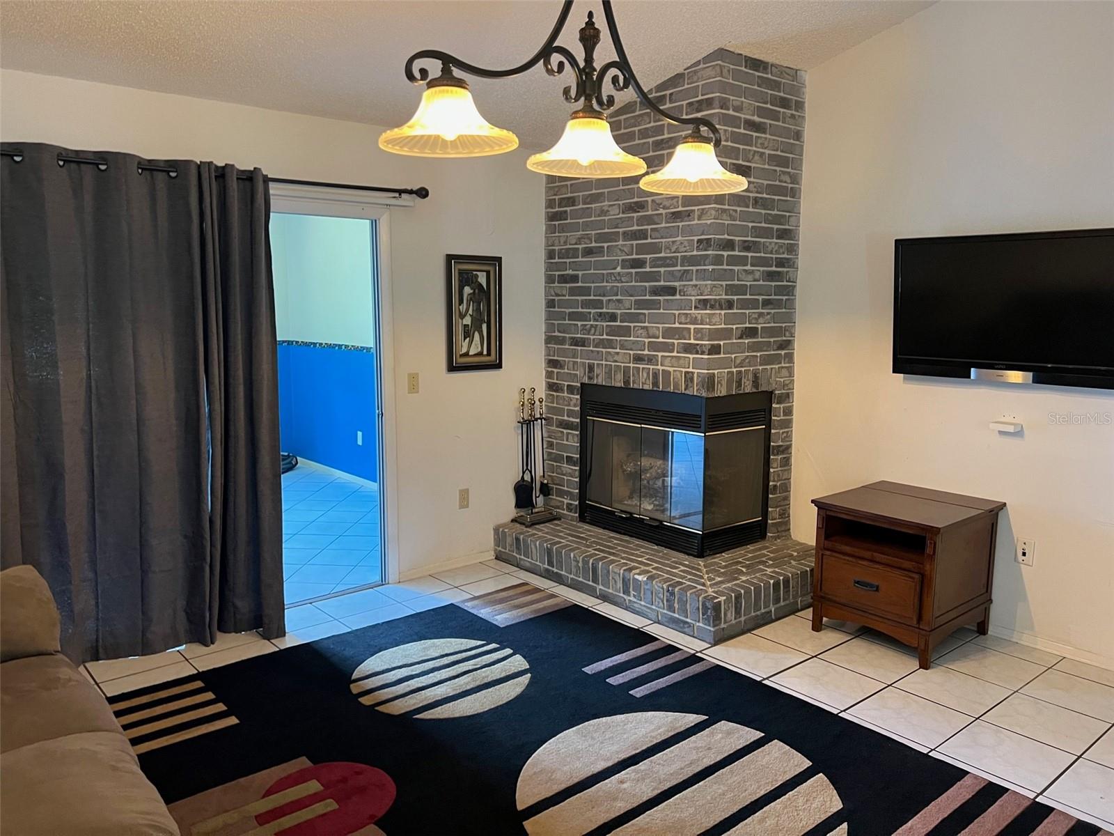 330 BONNIE LN, ORANGE CITY, FL — photo 4