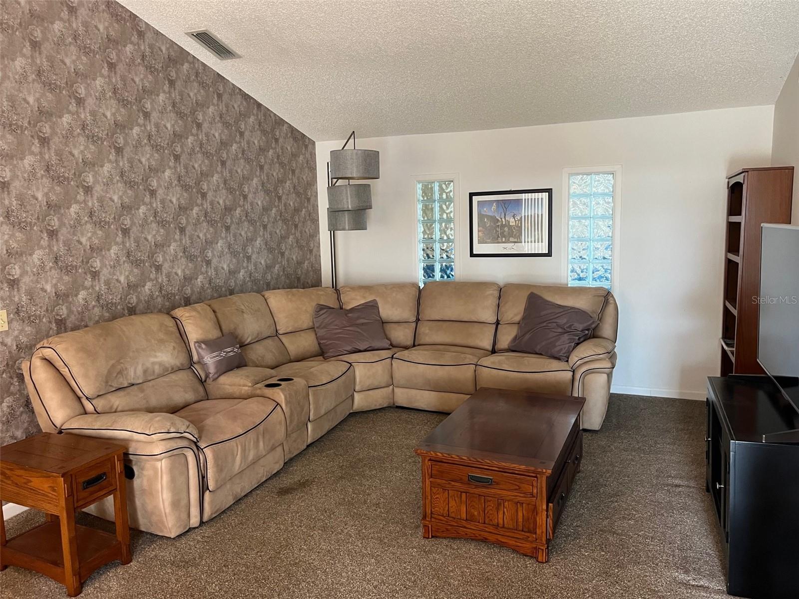 330 BONNIE LN, ORANGE CITY, FL — photo 5