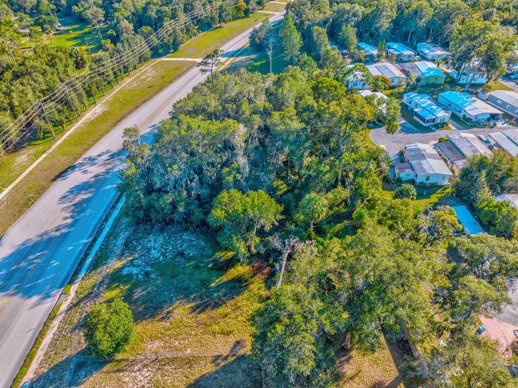 330 BONNIE LN, ORANGE CITY, FL — photo 32