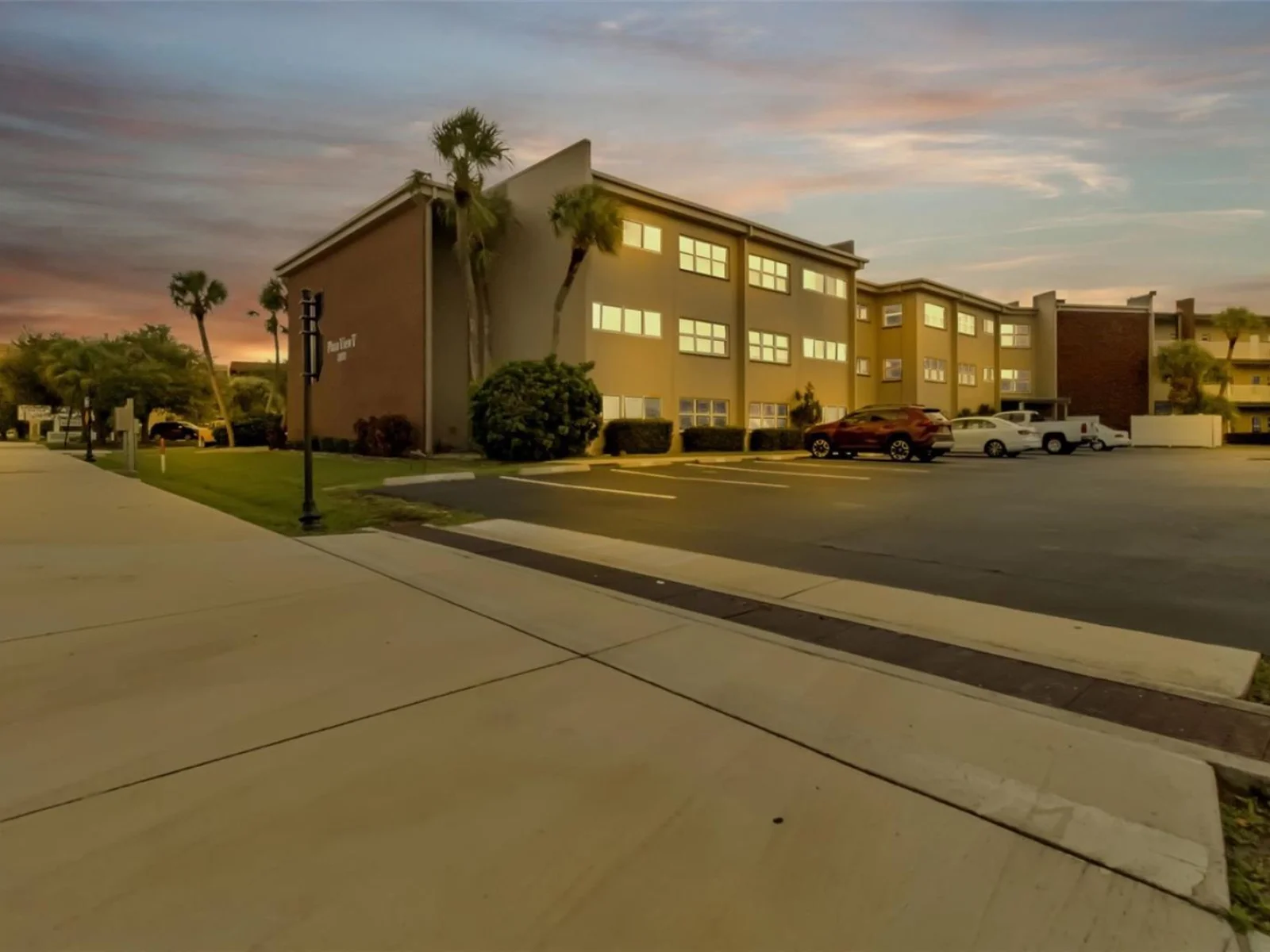 3100 HARBOR BLVD #108, PORT CHARLOTTE, FL — photo 2